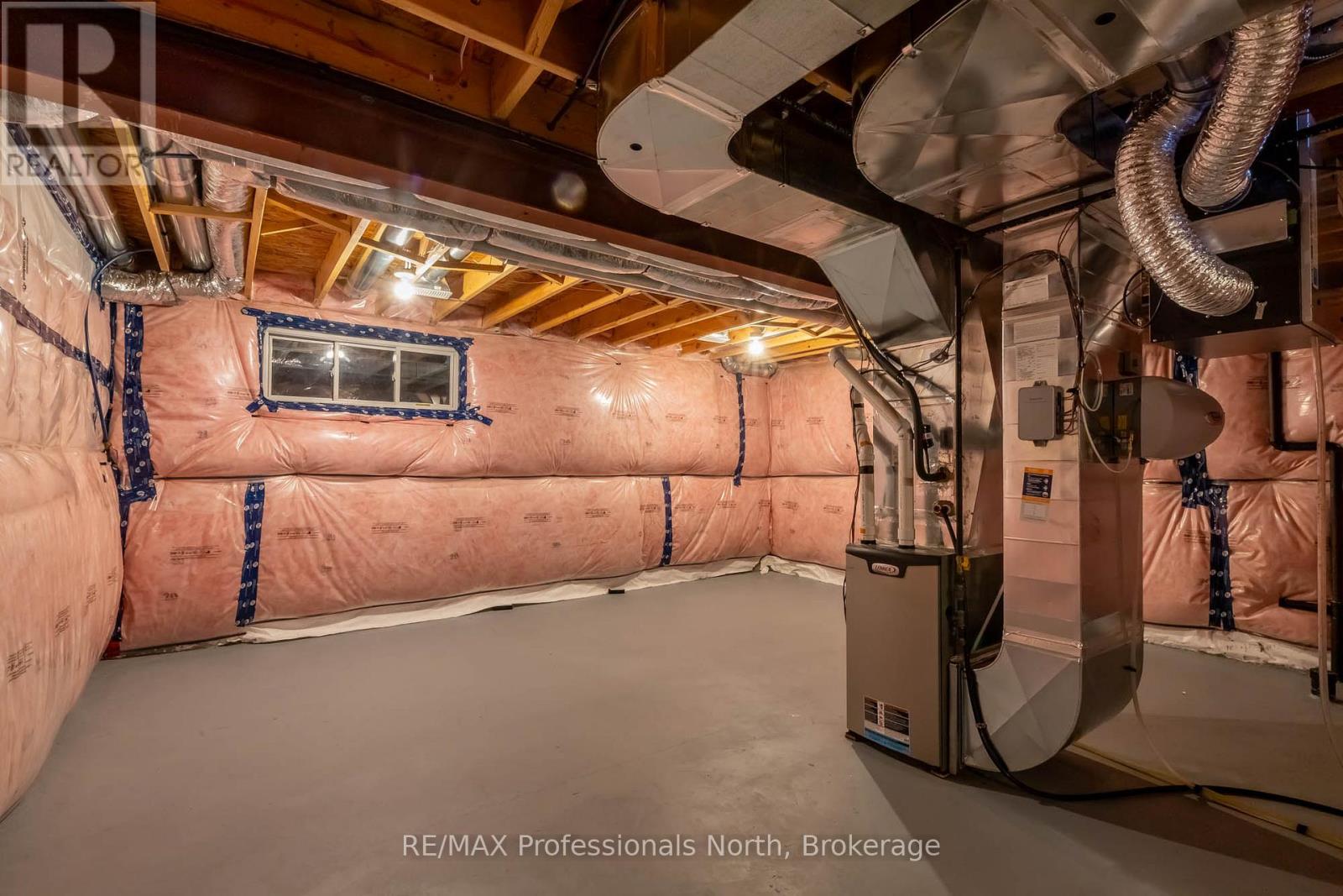 13 Brookside Crossing, Huntsville (Chaffey), Ontario  P1H 1C9 - Photo 32 - X12849626