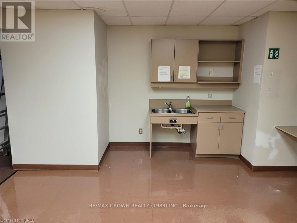 200 - 180 Shirreff Avenue, North Bay (Widdifield), Ontario  P1B 7K9 - Photo 10 - X10708812