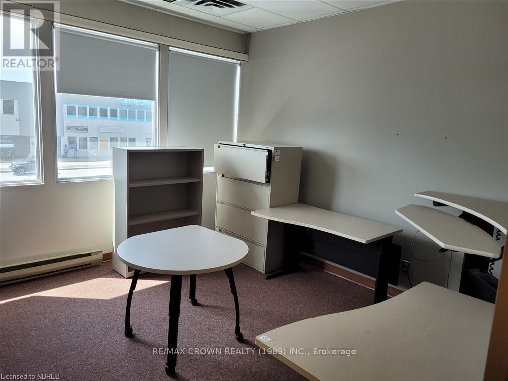 200 - 180 Shirreff Avenue, North Bay (Widdifield), Ontario  P1B 7K9 - Photo 8 - X10708812