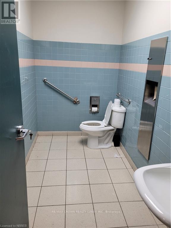 200 - 180 Shirreff Avenue, North Bay (Widdifield), Ontario  P1B 7K9 - Photo 11 - X10708812