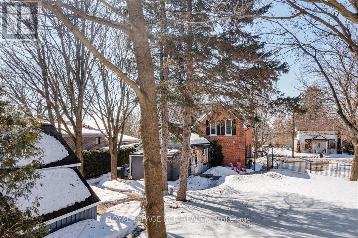 11 King Street, East Gwillimbury (Mt Albert), Ontario  L0G 1M0 - Photo 21 - N12849234