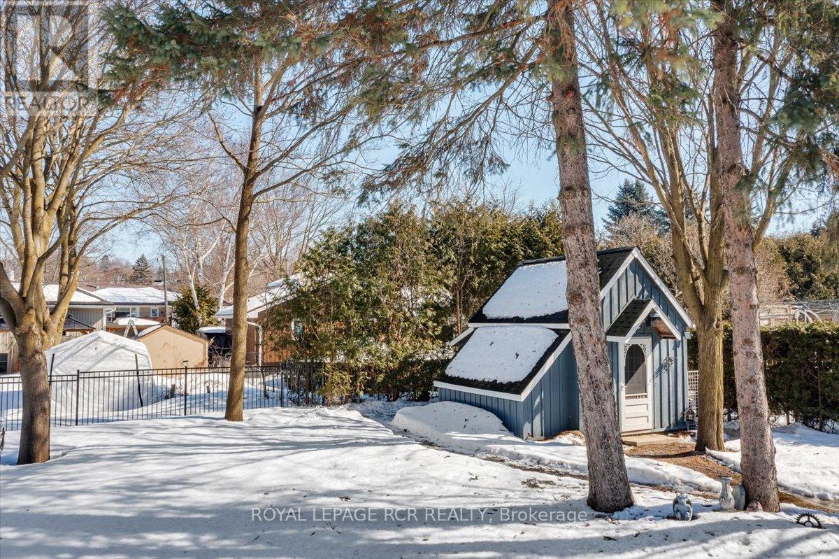 11 King Street, East Gwillimbury (Mt Albert), Ontario  L0G 1M0 - Photo 22 - N12849234