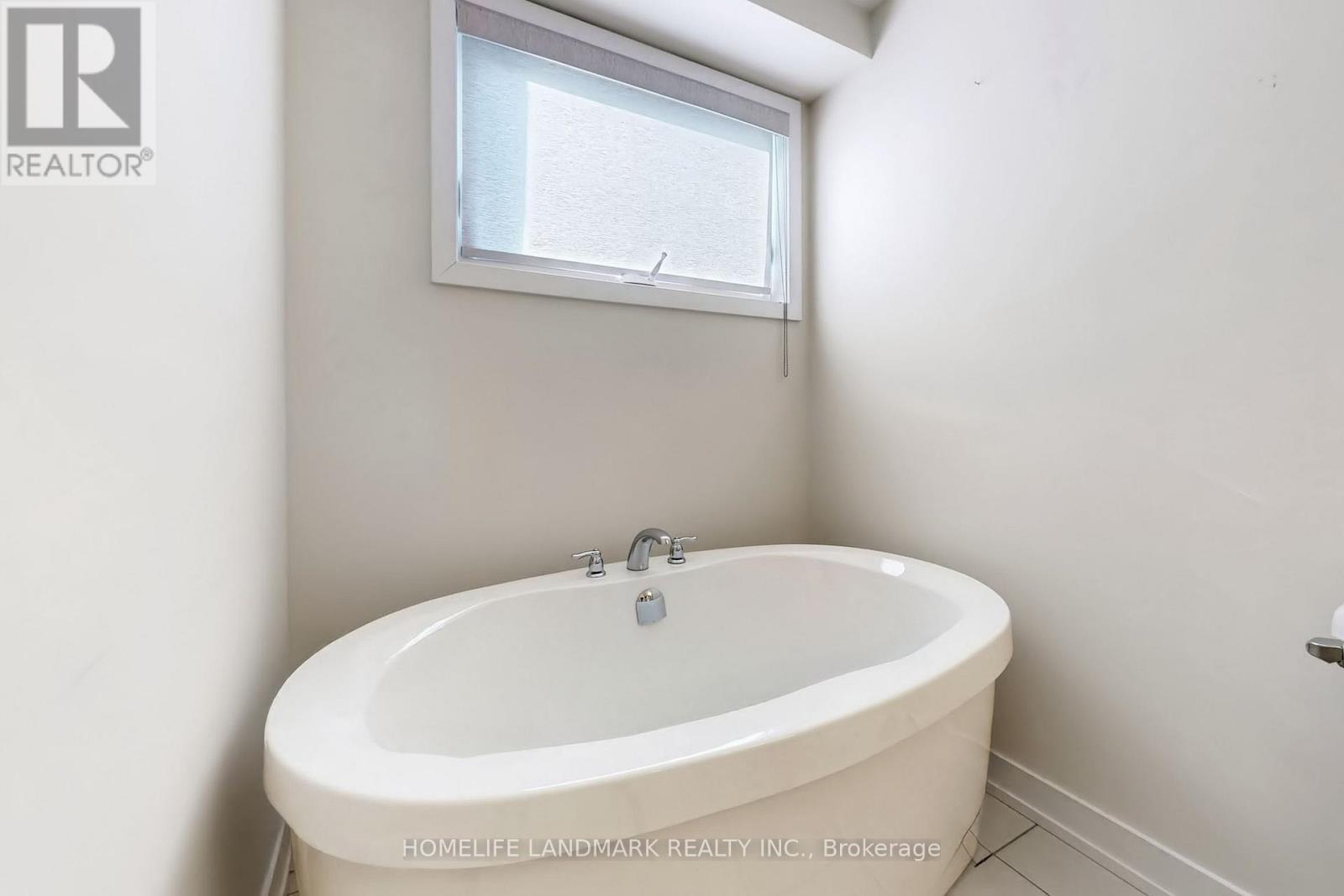 20 Credit Lane, Richmond Hill, Ontario  L4E 1G9 - Photo 21 - N12849288