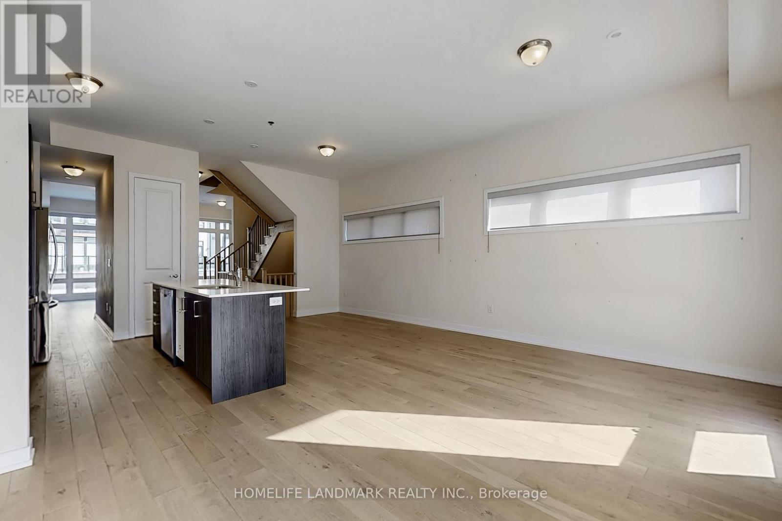 20 Credit Lane, Richmond Hill, Ontario  L4E 1G9 - Photo 9 - N12849288