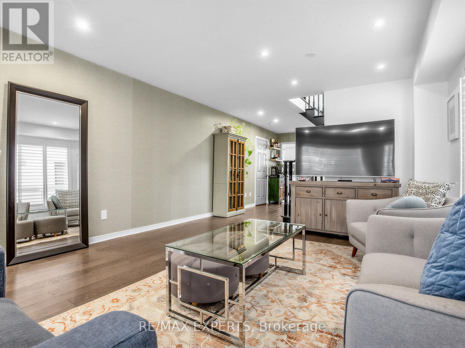 35 Arundel Drive W, Vaughan, Ontario  L4H 2E6 - Photo 6 - N12849298