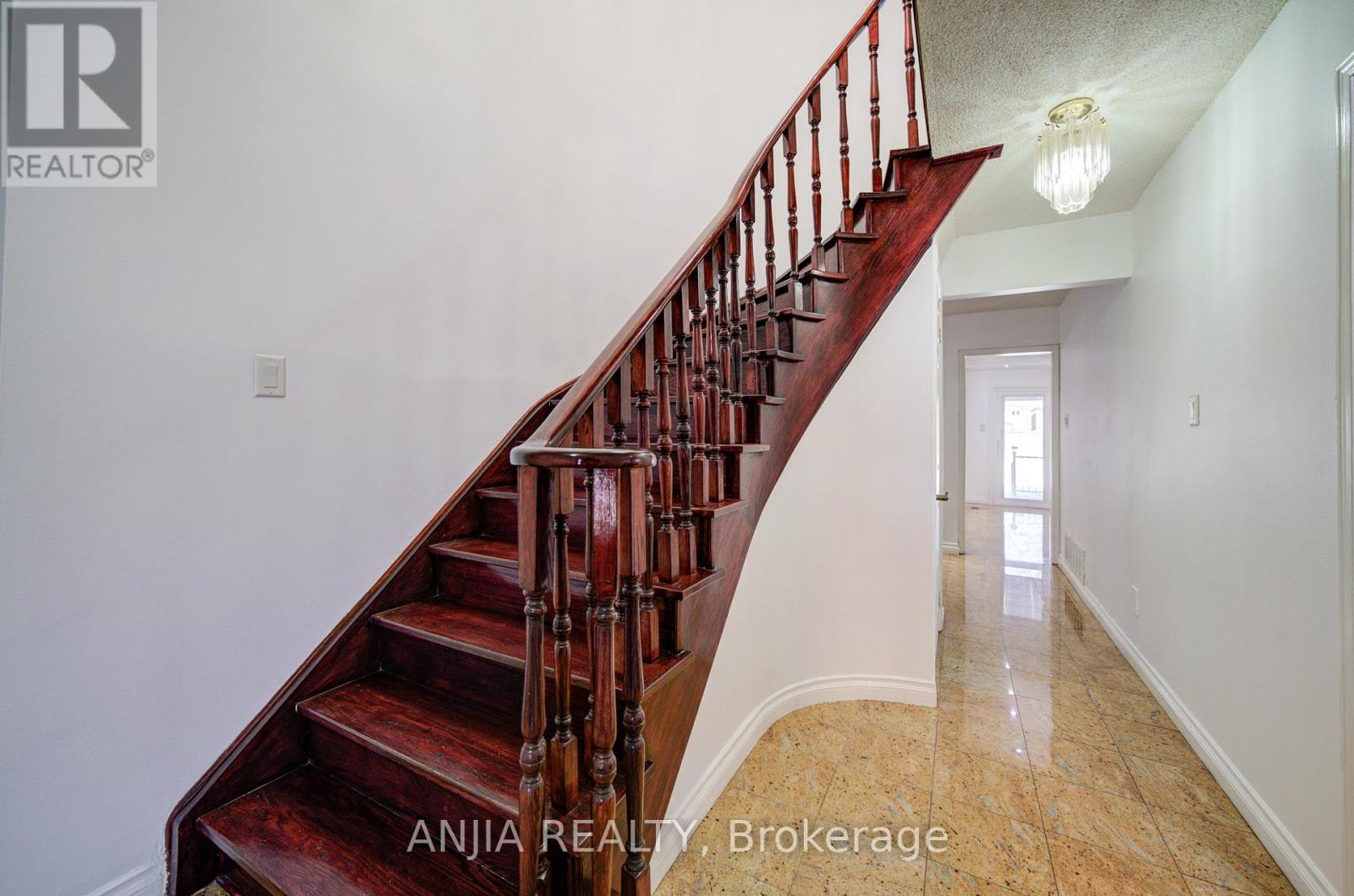 62 Walford Road, Markham, Ontario  L3S 2T1 - Photo 7 - N12849316