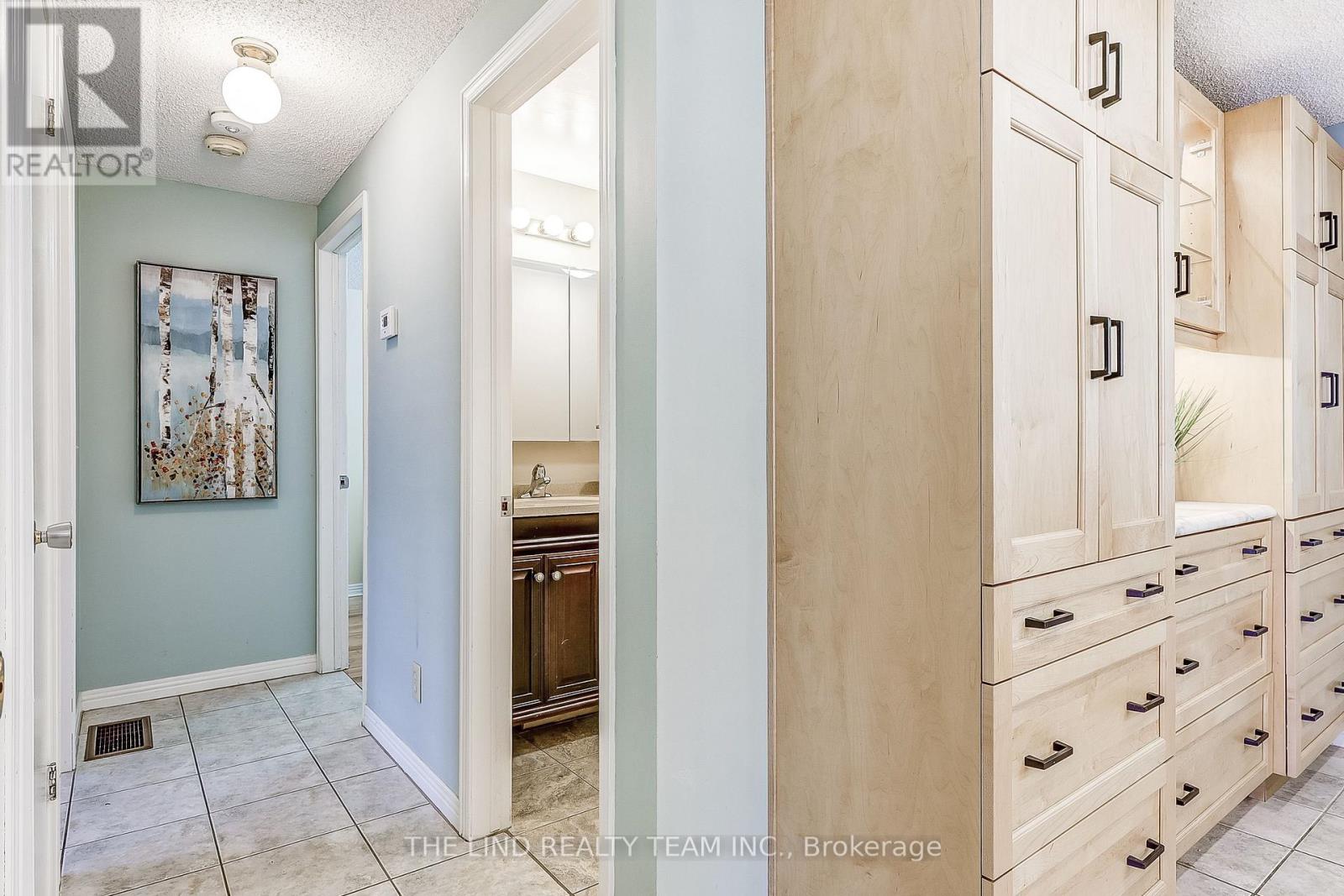 272 Jeff Smith Court, Newmarket, Ontario  L3Y 8C5 - Photo 18 - N12849334