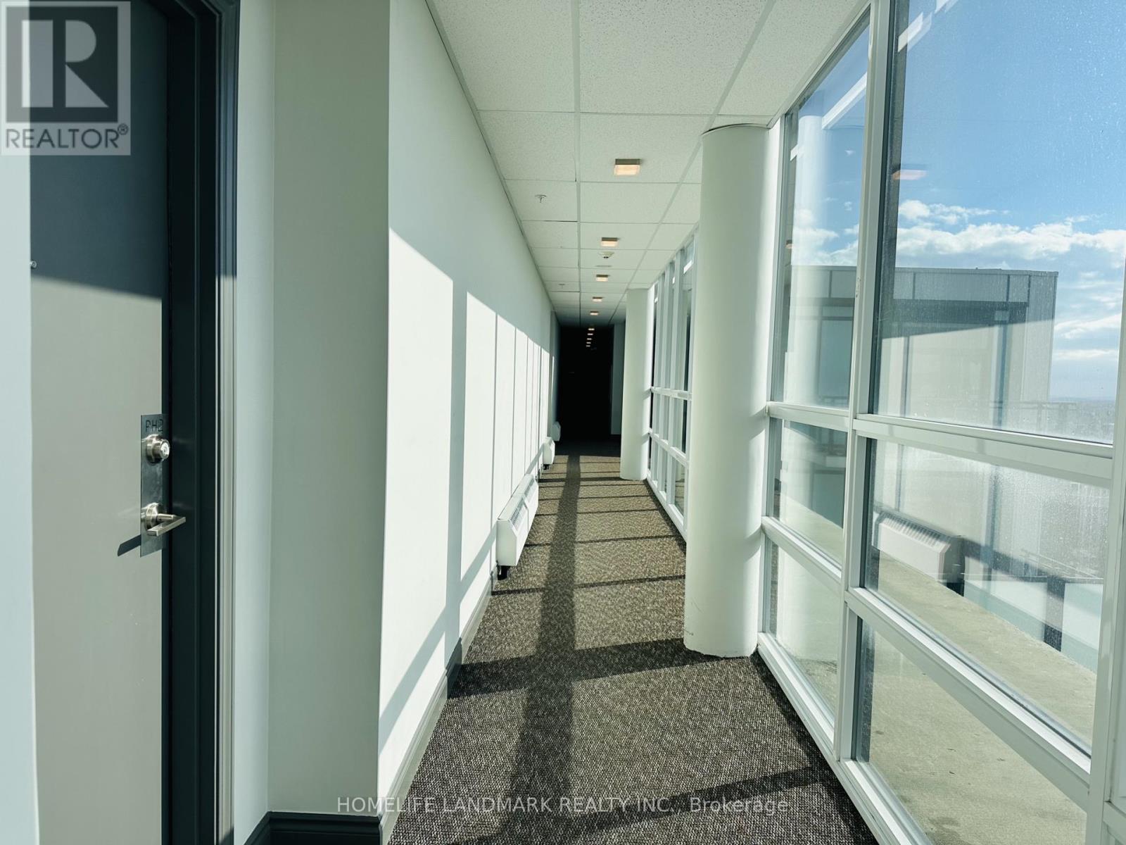 Ph02 - 11611 Yonge Street, Richmond Hill, Ontario  L4E 3N8 - Photo 10 - N12849366