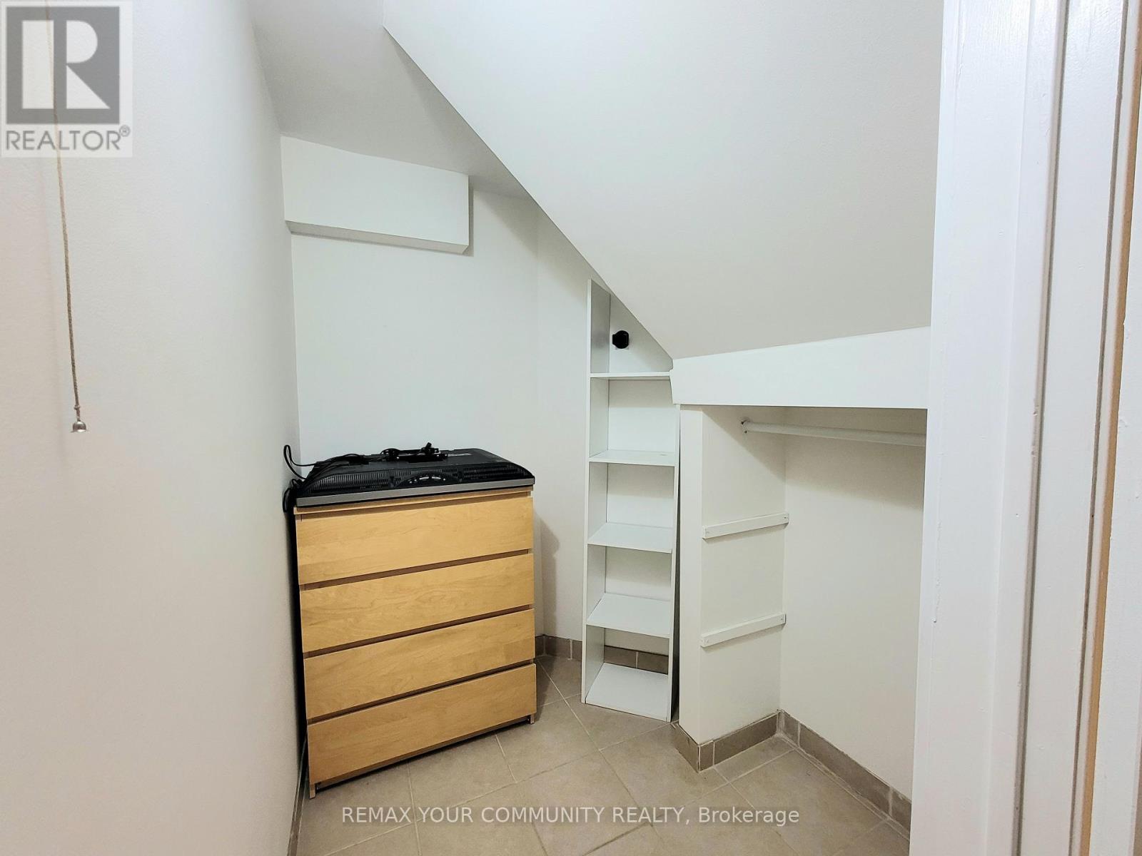 79 Chaya Sara Gardens, Vaughan, Ontario  L6A 0Z7 - Photo 7 - N12849452