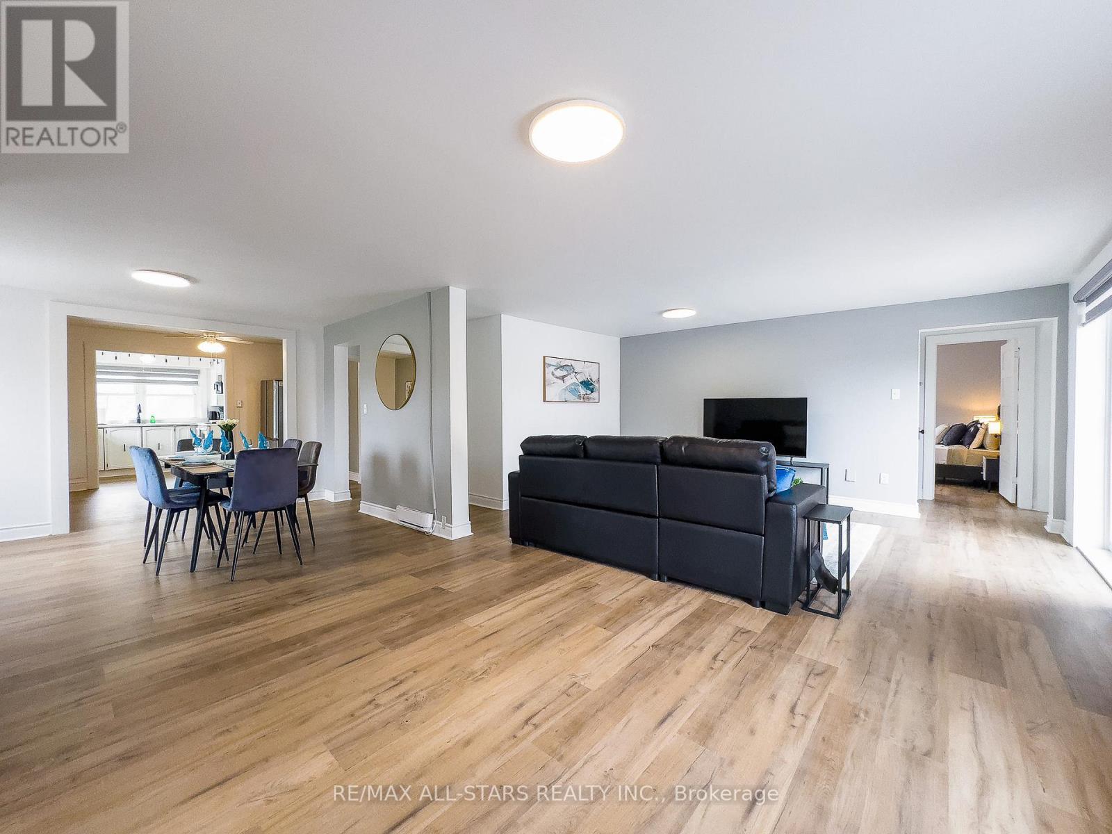 8 - 36 Main Street, Kawartha Lakes, Ontario  K0M 1A0 - Photo 5 - X12843146