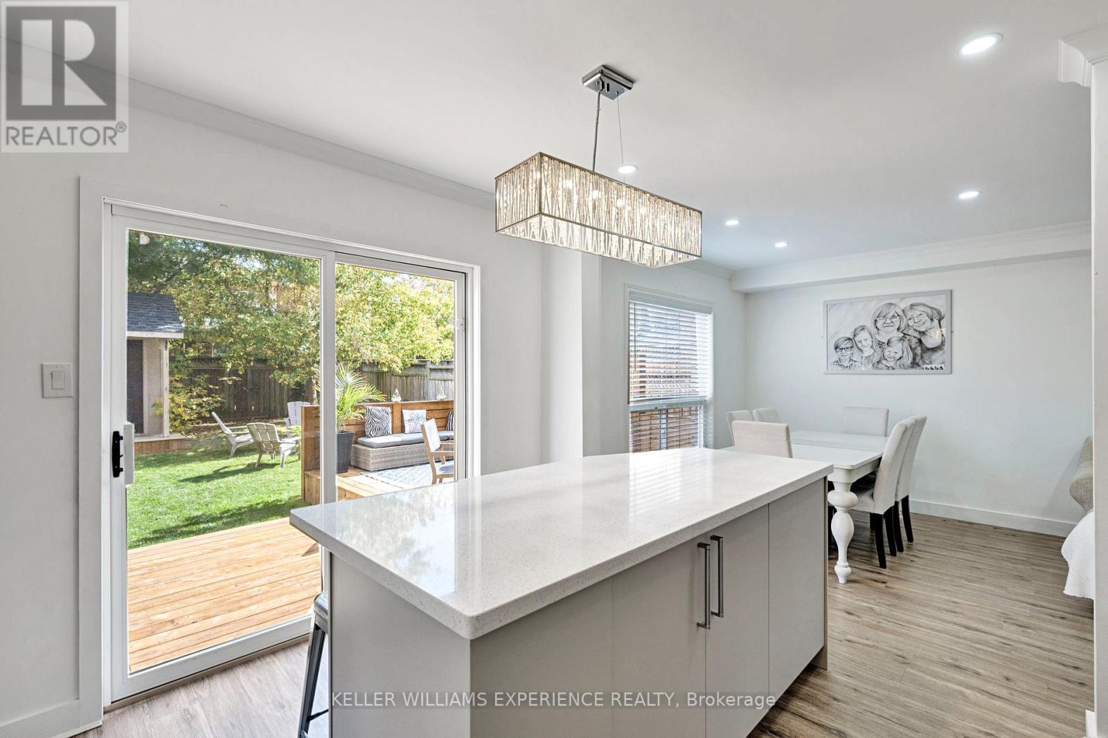 91 Butternut Drive, Barrie (Holly), Ontario  L4N 9Z7 - Photo 17 - S12849266