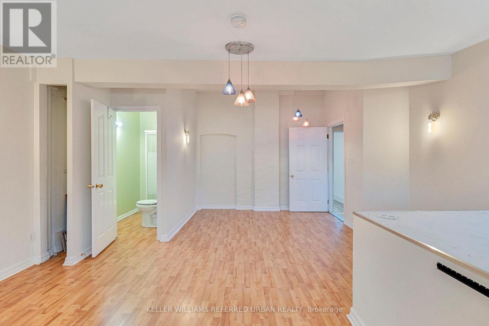 66 Dunlop Street W, Barrie, Ontario  L4N 1A4 - Photo 10 - S12849462