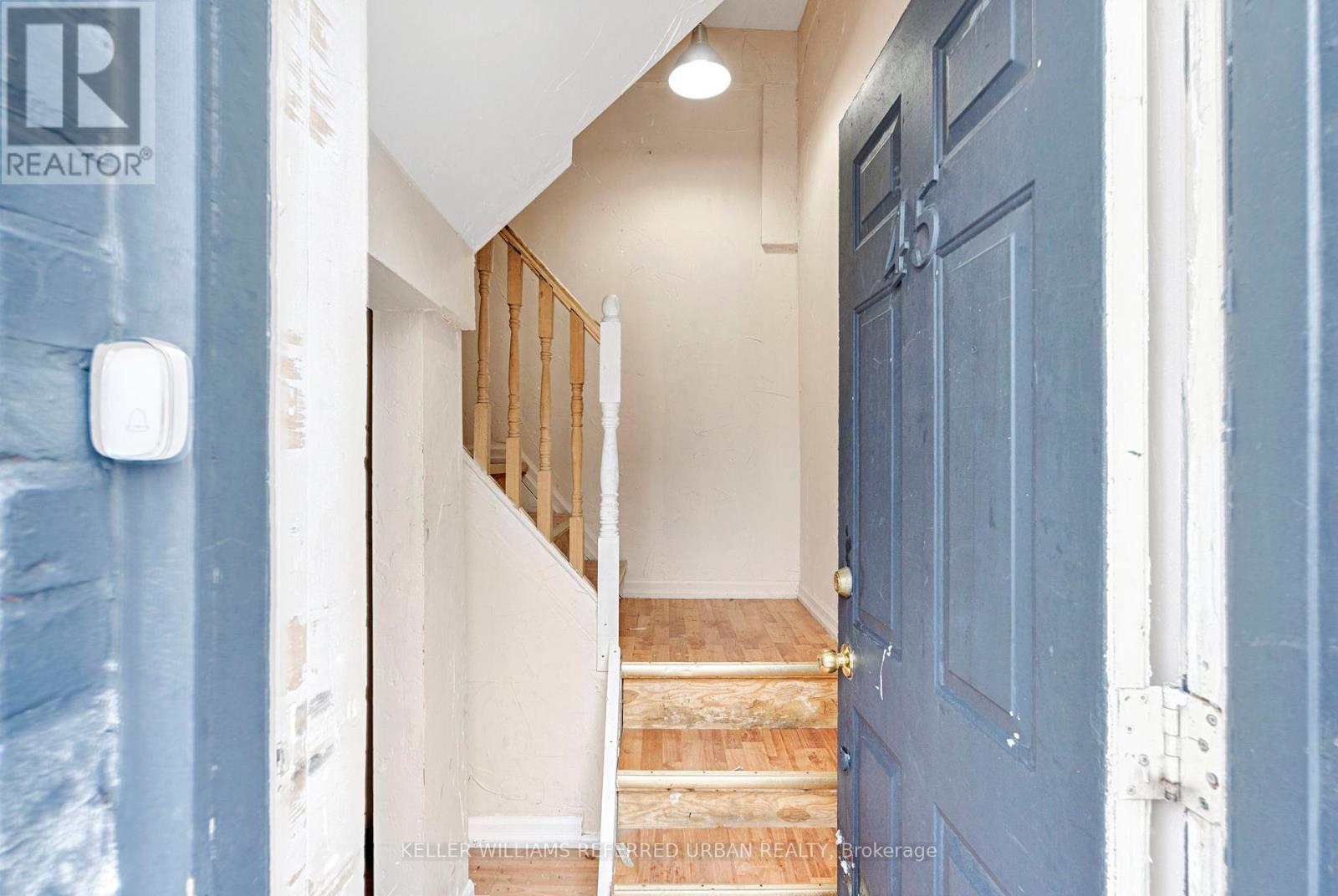 66 Dunlop Street W, Barrie, Ontario  L4N 1A4 - Photo 3 - S12849462