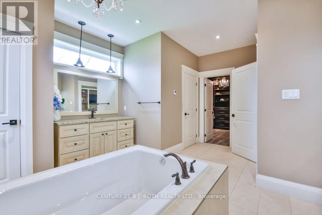 19 Reid's Ridge, Oro-Medonte (Moonstone), Ontario  L0K 1N0 - Photo 20 - S12849496