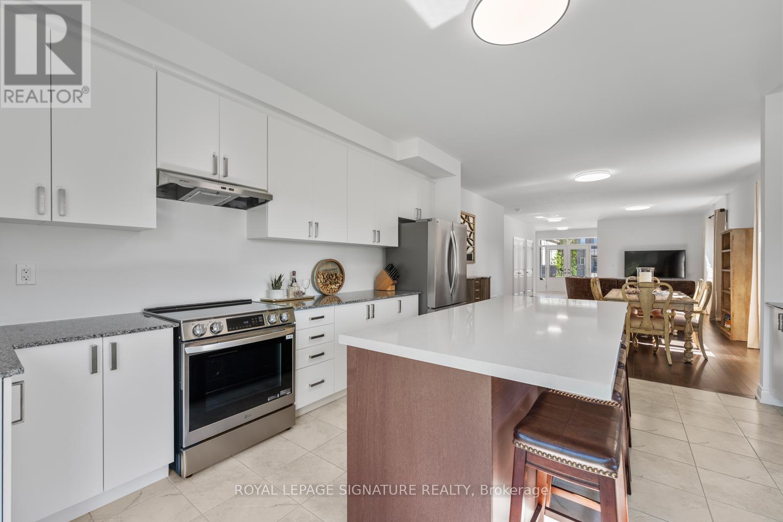 8 Misty Ridge Road, Wasaga Beach, Ontario  L9Z 0R8 - Photo 21 - S12849544