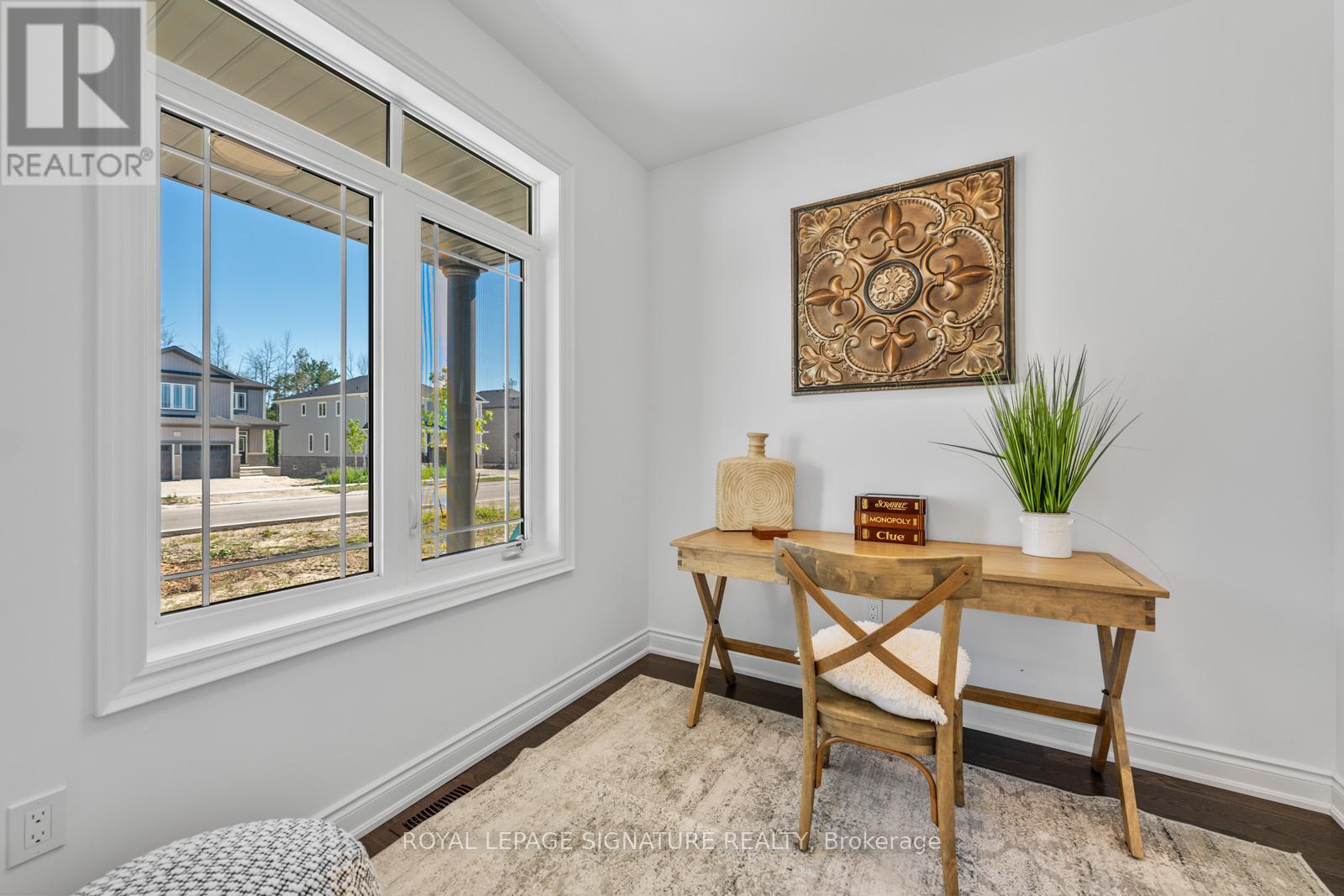 8 Misty Ridge Road, Wasaga Beach, Ontario  L9Z 0R8 - Photo 6 - S12849544