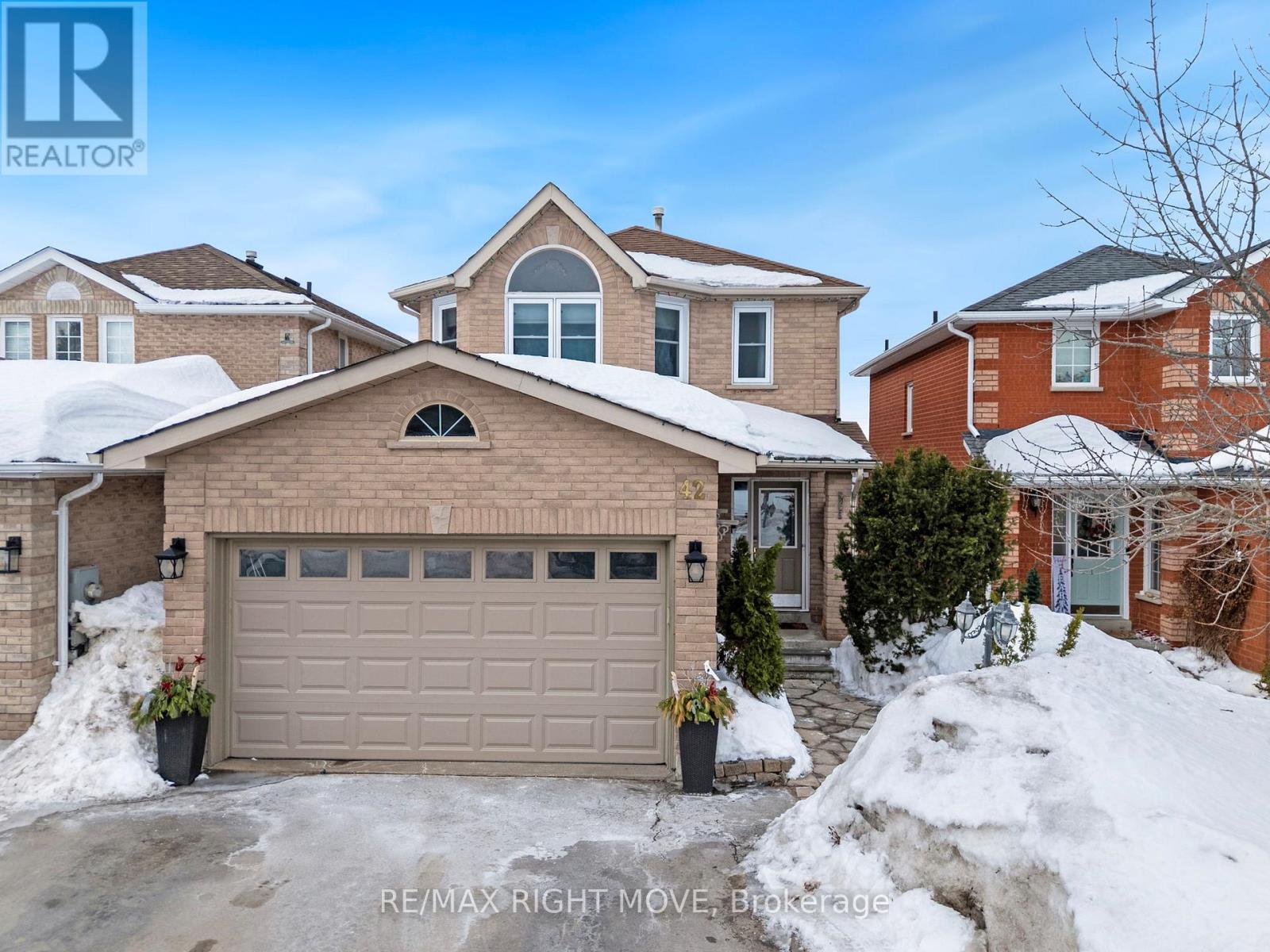 42 SUNDEW DRIVE, barrie (holly), Ontario
