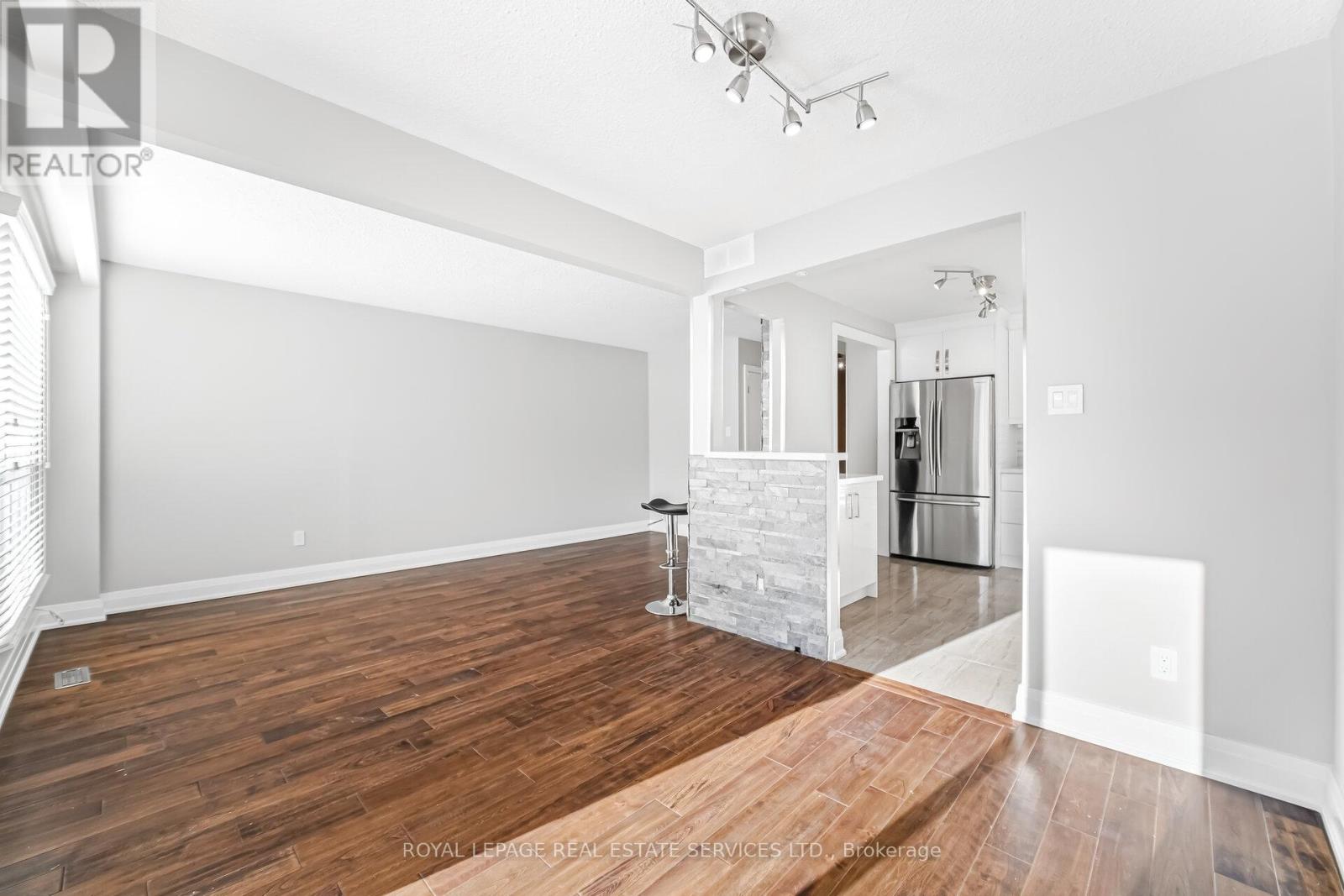 43 - 725 Vermouth Avenue, Mississauga, Ontario  L5A 3X5 - Photo 13 - W12832044