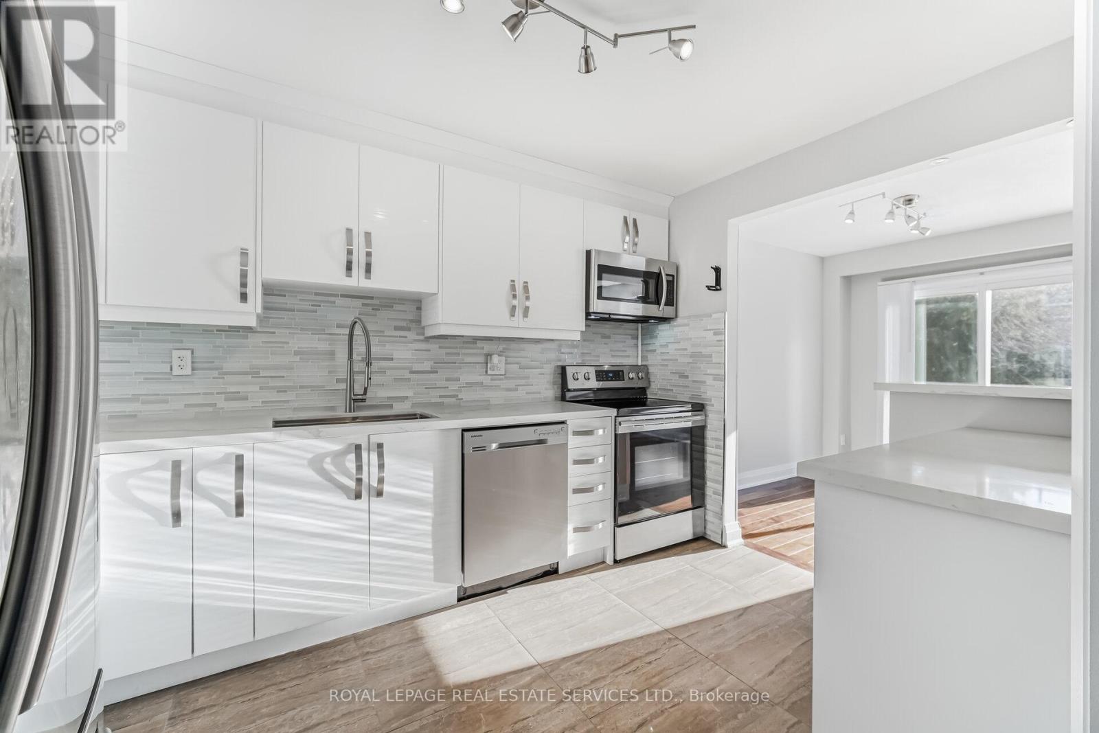 43 - 725 Vermouth Avenue, Mississauga, Ontario  L5A 3X5 - Photo 17 - W12832044