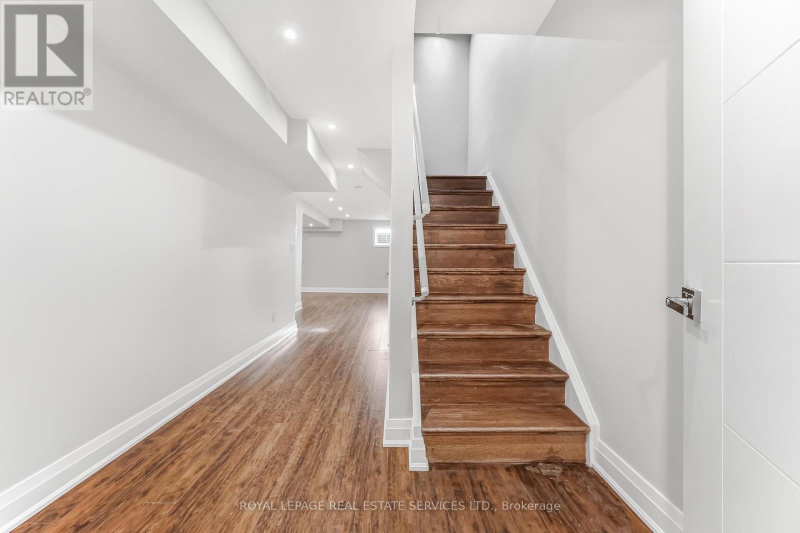 43 - 725 Vermouth Avenue, Mississauga, Ontario  L5A 3X5 - Photo 41 - W12832044