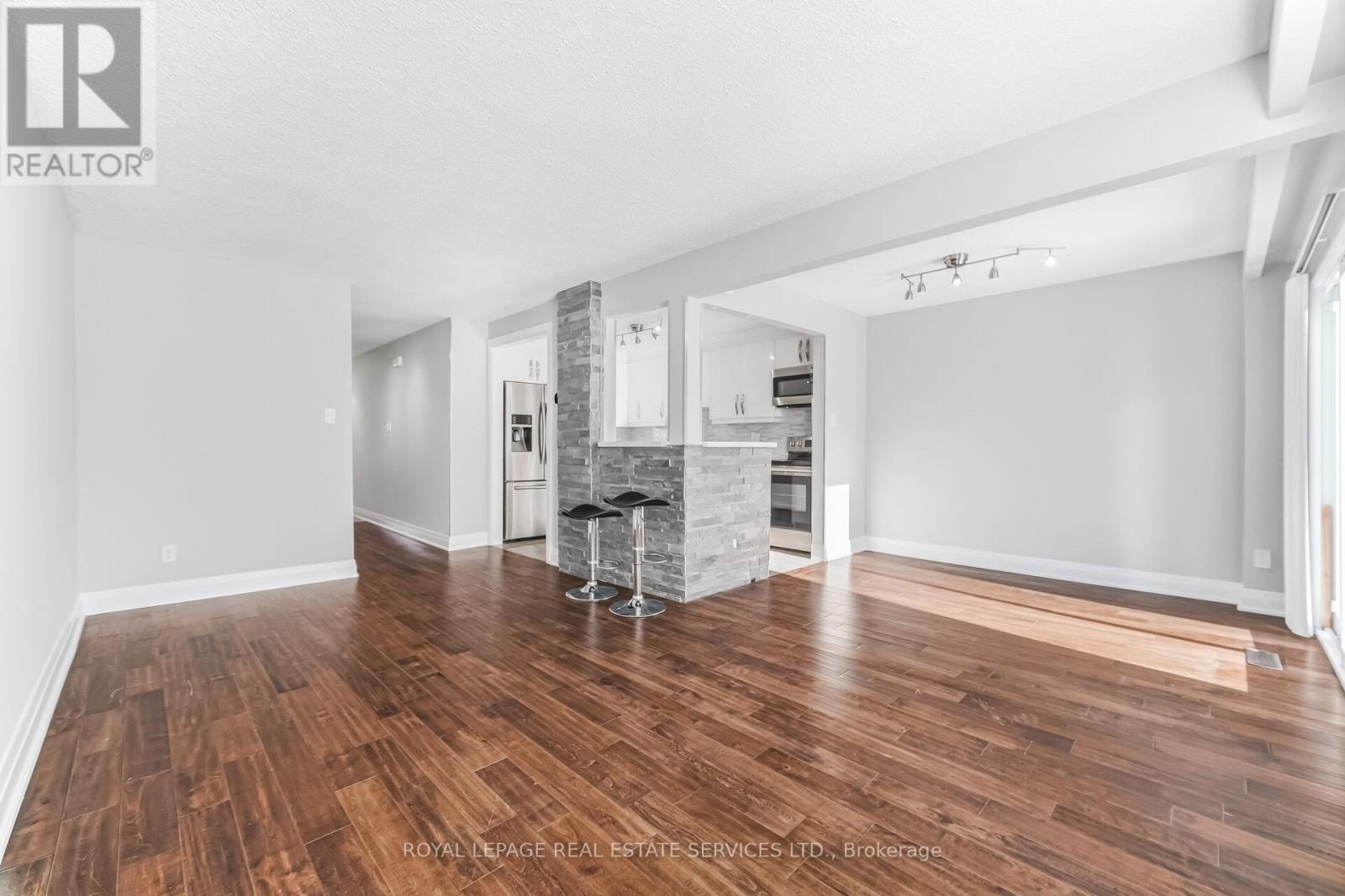 43 - 725 Vermouth Avenue, Mississauga, Ontario  L5A 3X5 - Photo 8 - W12832044