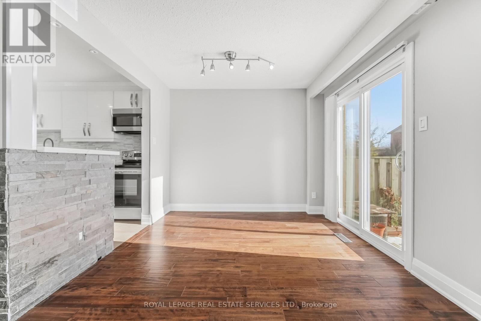 43 - 725 Vermouth Avenue, Mississauga, Ontario  L5A 3X5 - Photo 14 - W12832044