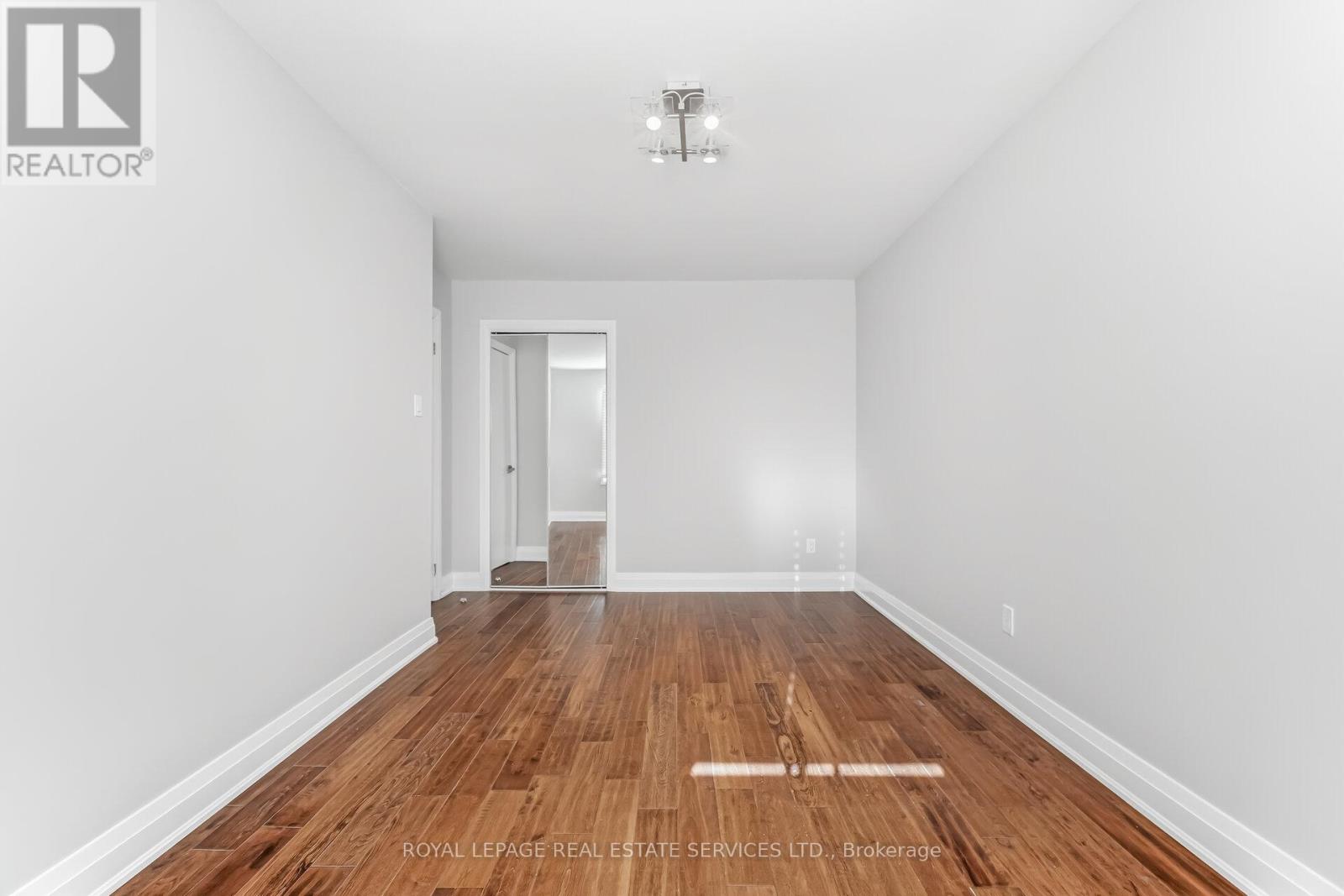 43 - 725 Vermouth Avenue, Mississauga, Ontario  L5A 3X5 - Photo 35 - W12832044