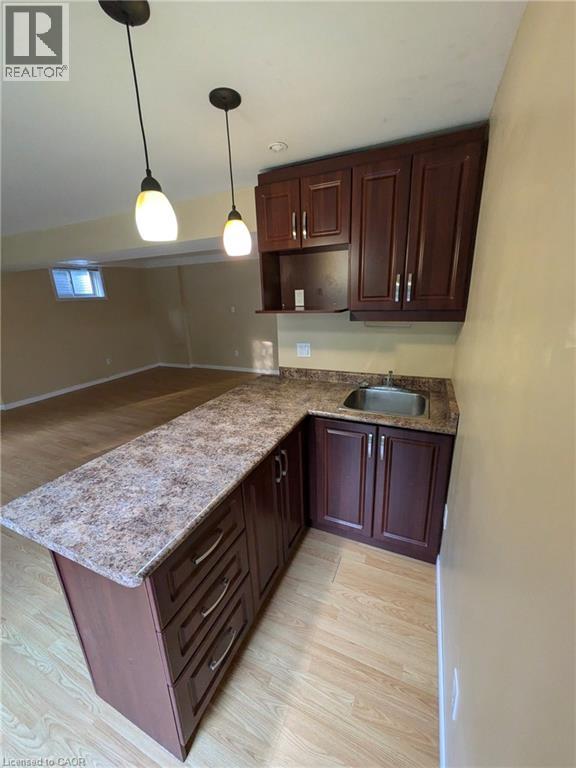 218 Dearborn Boulevard, Waterloo, Ontario  N2J 4Y3 - Photo 31 - 40808364