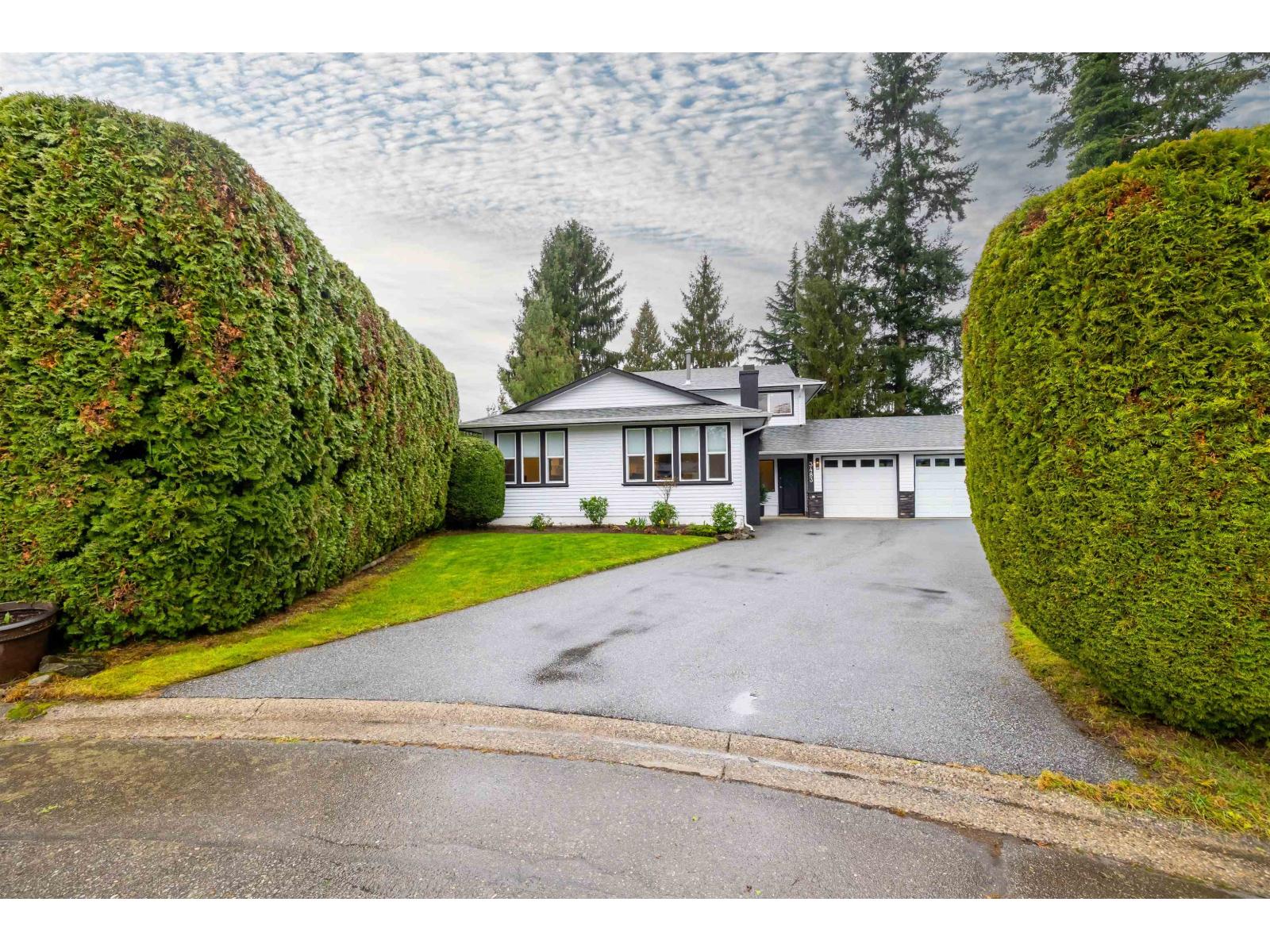 3483 197 Street, Langley, British Columbia  V3A 7C4 - Photo 2 - R3094858