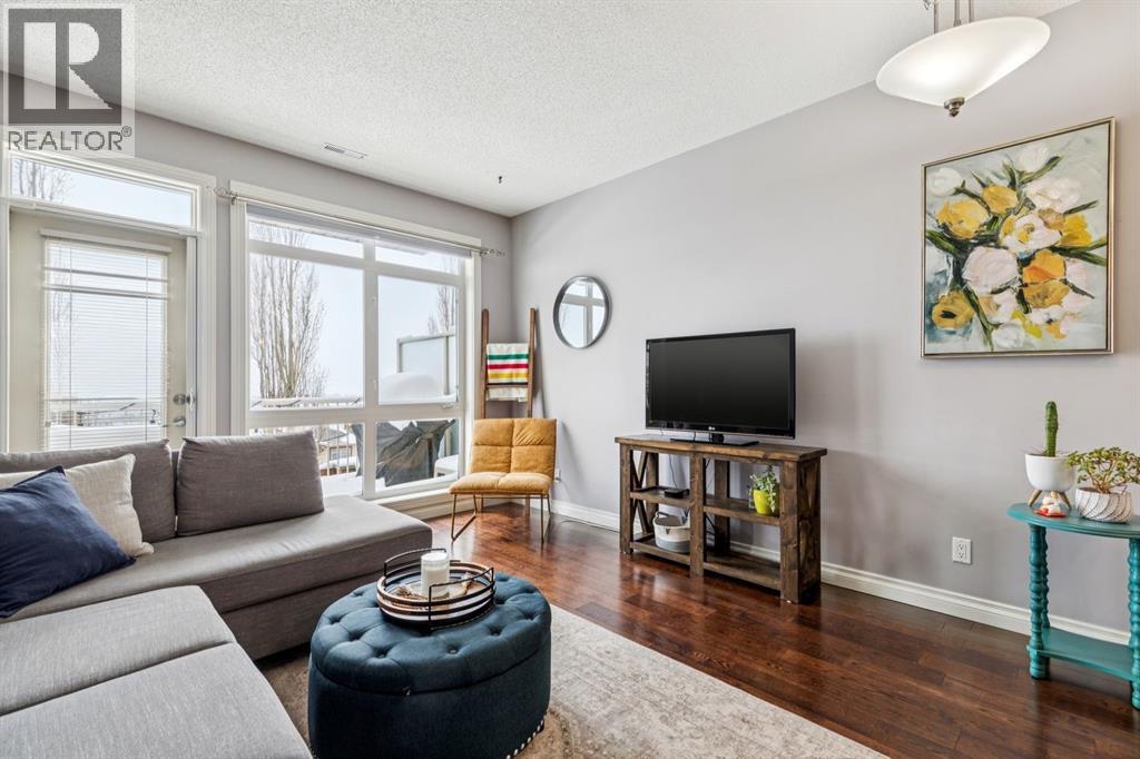 12, 140 Rockyledge View Nw, Calgary, Alberta  T3G 5Y4 - Photo 7 - A2286737