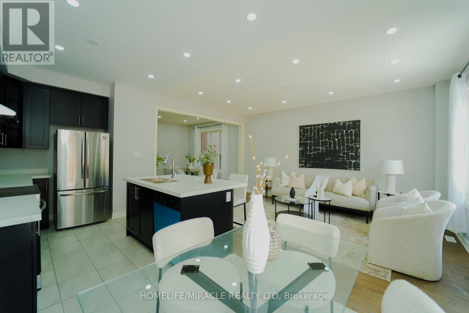 18 Truffle Court, Brampton, Ontario  L7A 5A6 - Photo 12 - W12849242