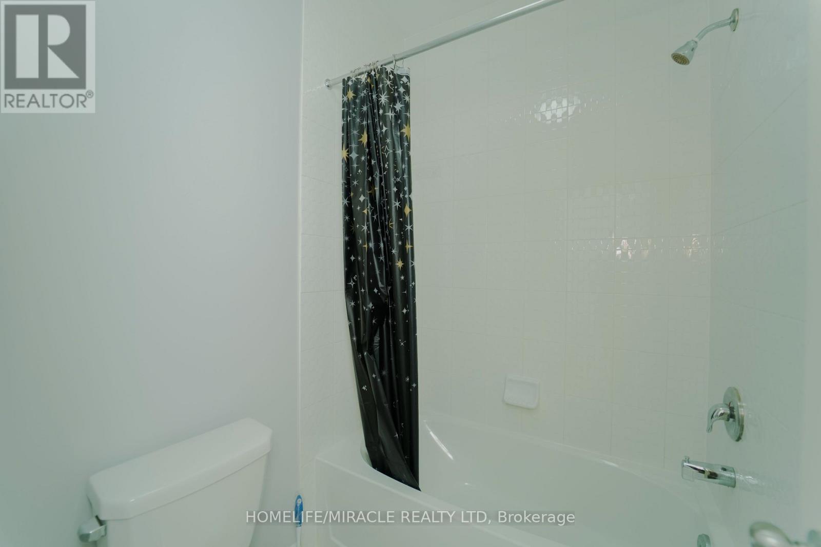 18 Truffle Court, Brampton, Ontario  L7A 5A6 - Photo 27 - W12849242