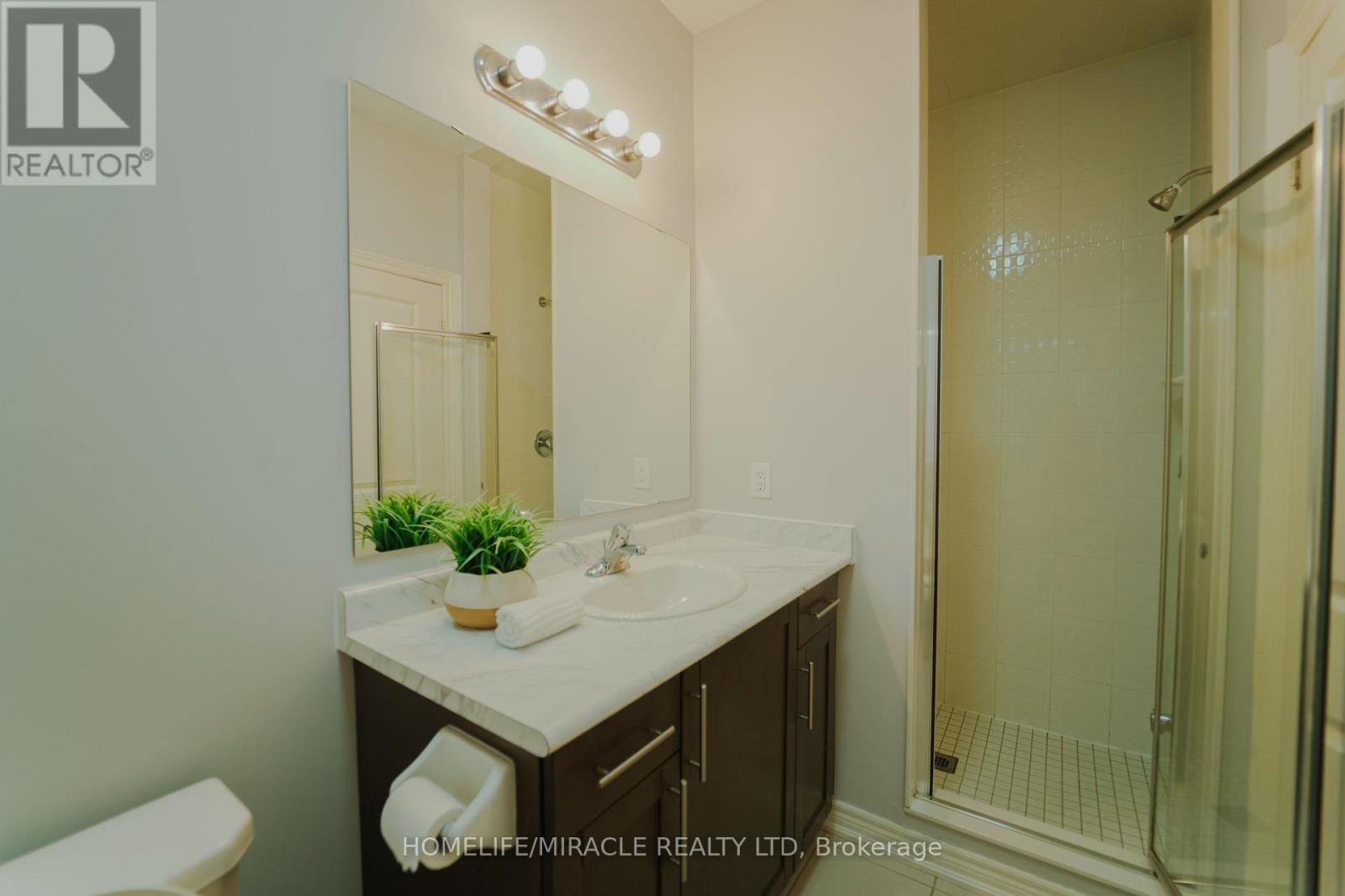 18 Truffle Court, Brampton, Ontario  L7A 5A6 - Photo 35 - W12849242