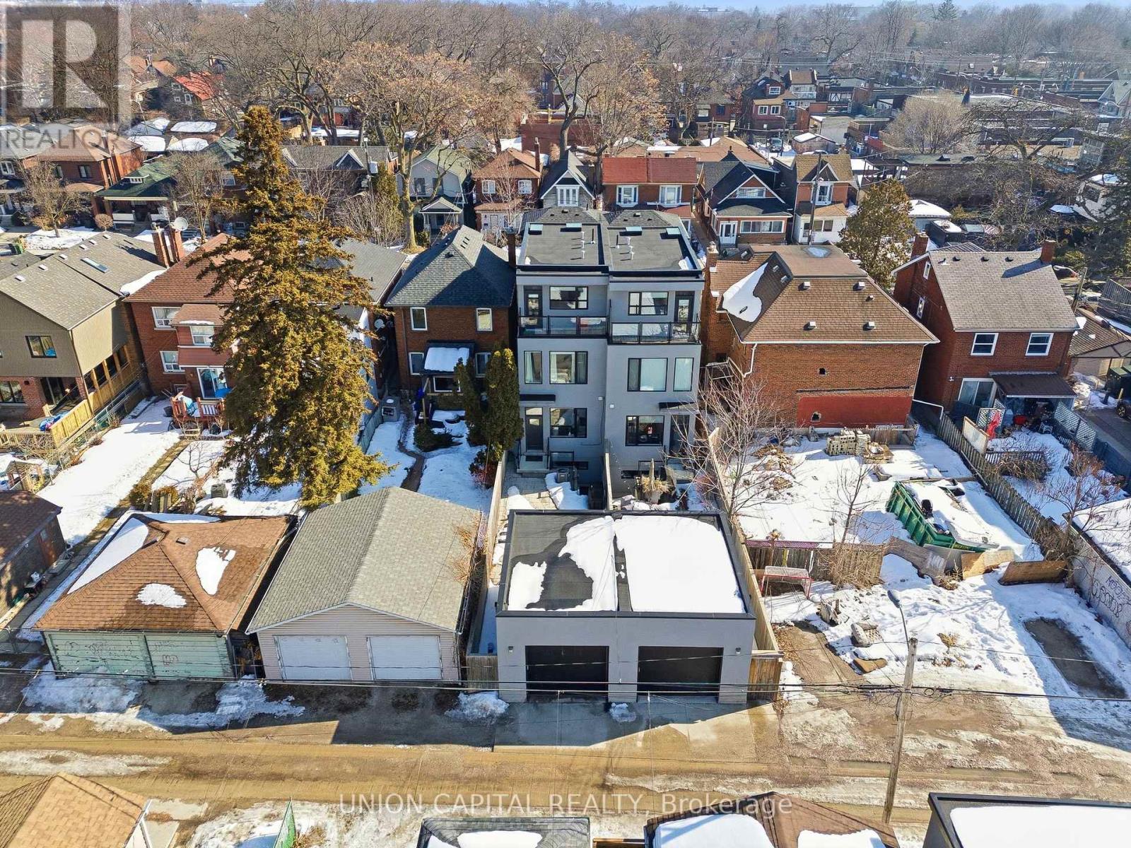 544b Beresford Avenue, Toronto, Ontario  M6S 3C3 - Photo 34 - W12849244