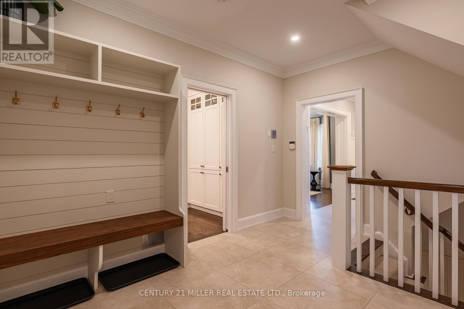 166 Watson Avenue, Oakville, Ontario  L6J 3T7 - Photo 19 - W12849250