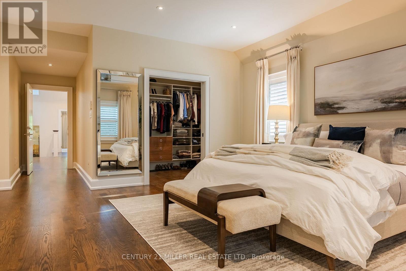 166 Watson Avenue, Oakville, Ontario  L6J 3T7 - Photo 23 - W12849250