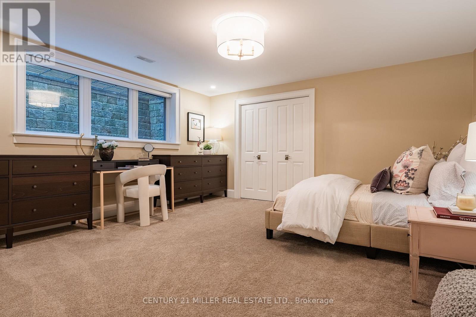 166 Watson Avenue, Oakville, Ontario  L6J 3T7 - Photo 39 - W12849250