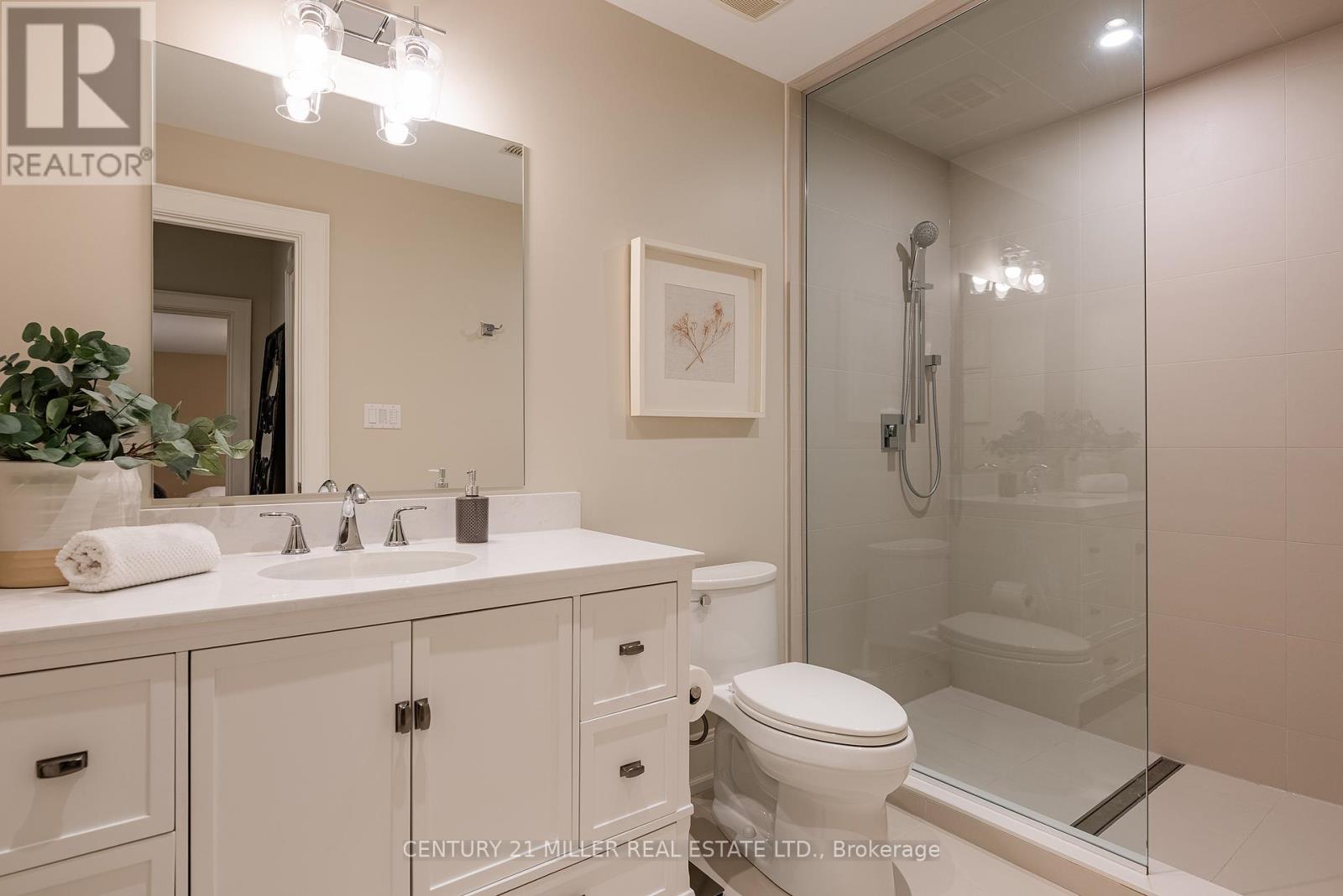 166 Watson Avenue, Oakville, Ontario  L6J 3T7 - Photo 40 - W12849250