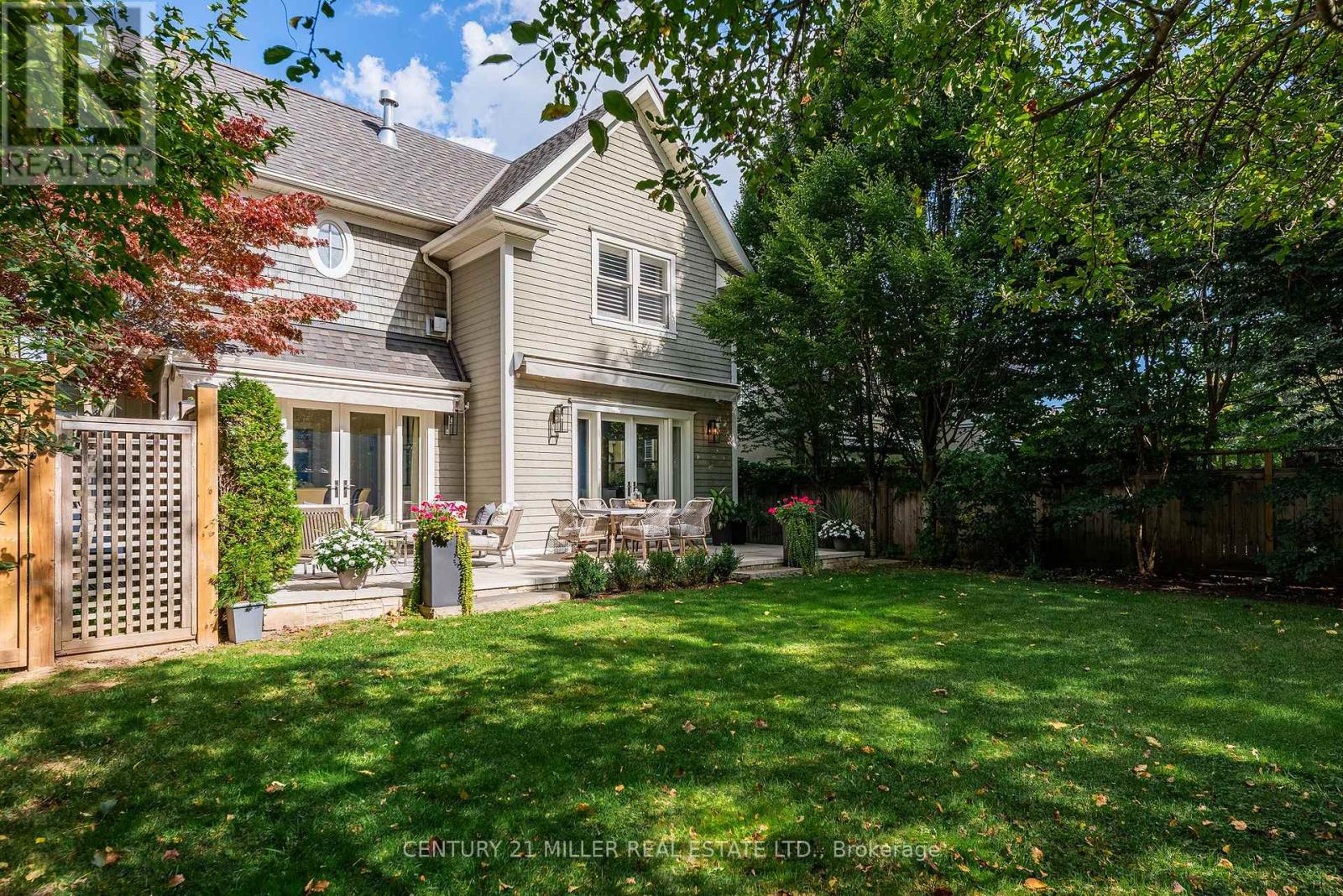 166 Watson Avenue, Oakville, Ontario  L6J 3T7 - Photo 42 - W12849250