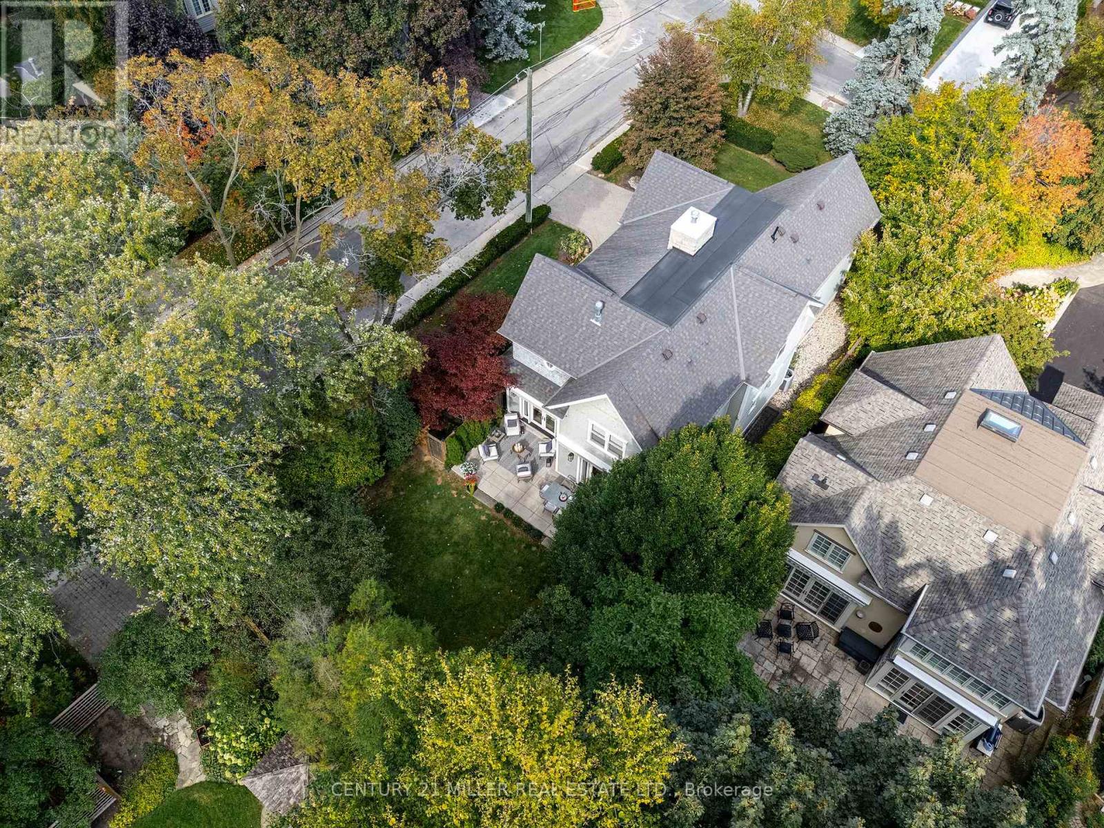 166 Watson Avenue, Oakville, Ontario  L6J 3T7 - Photo 47 - W12849250