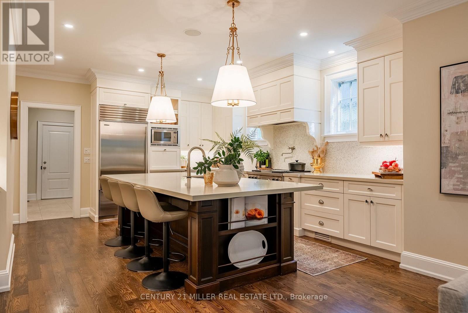 166 Watson Avenue, Oakville, Ontario  L6J 3T7 - Photo 9 - W12849250