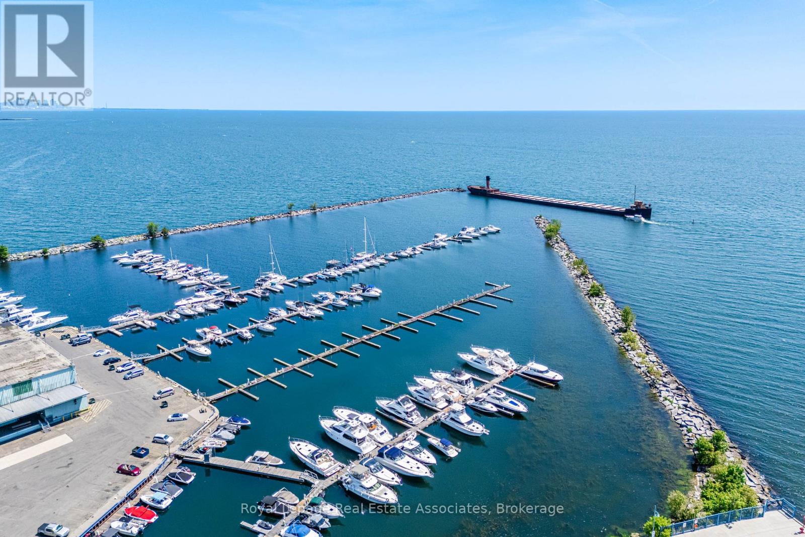 96 Angelene Street, Mississauga, Ontario  L5G 1X2 - Photo 30 - W12849254