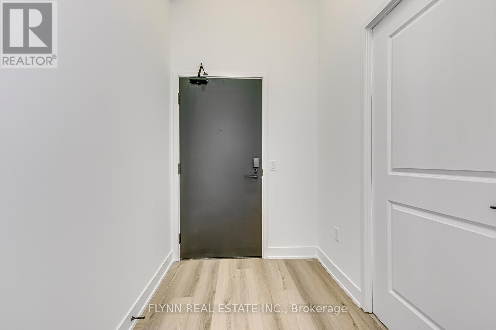 402 - 2333 Khalsa Gate, Oakville, Ontario  L6M 0X7 - Photo 7 - W12849264