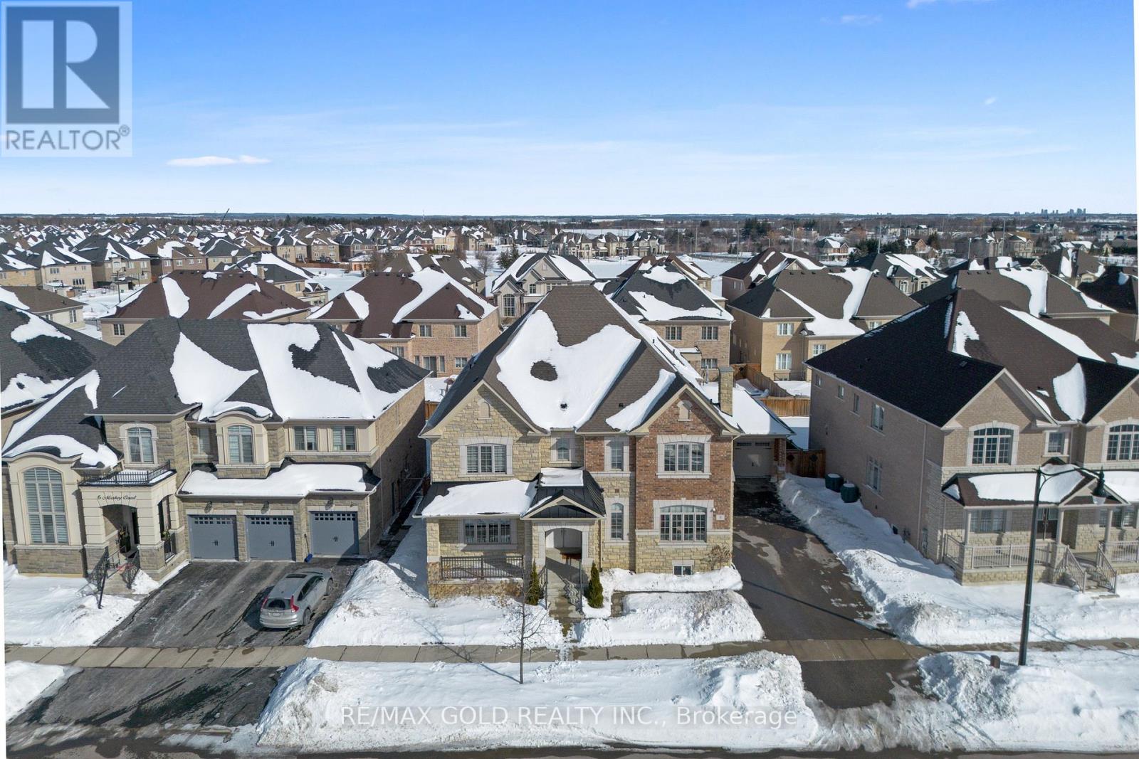 8 Markey Court, Brampton, Ontario  L6P 4L1 - Photo 43 - W12849302