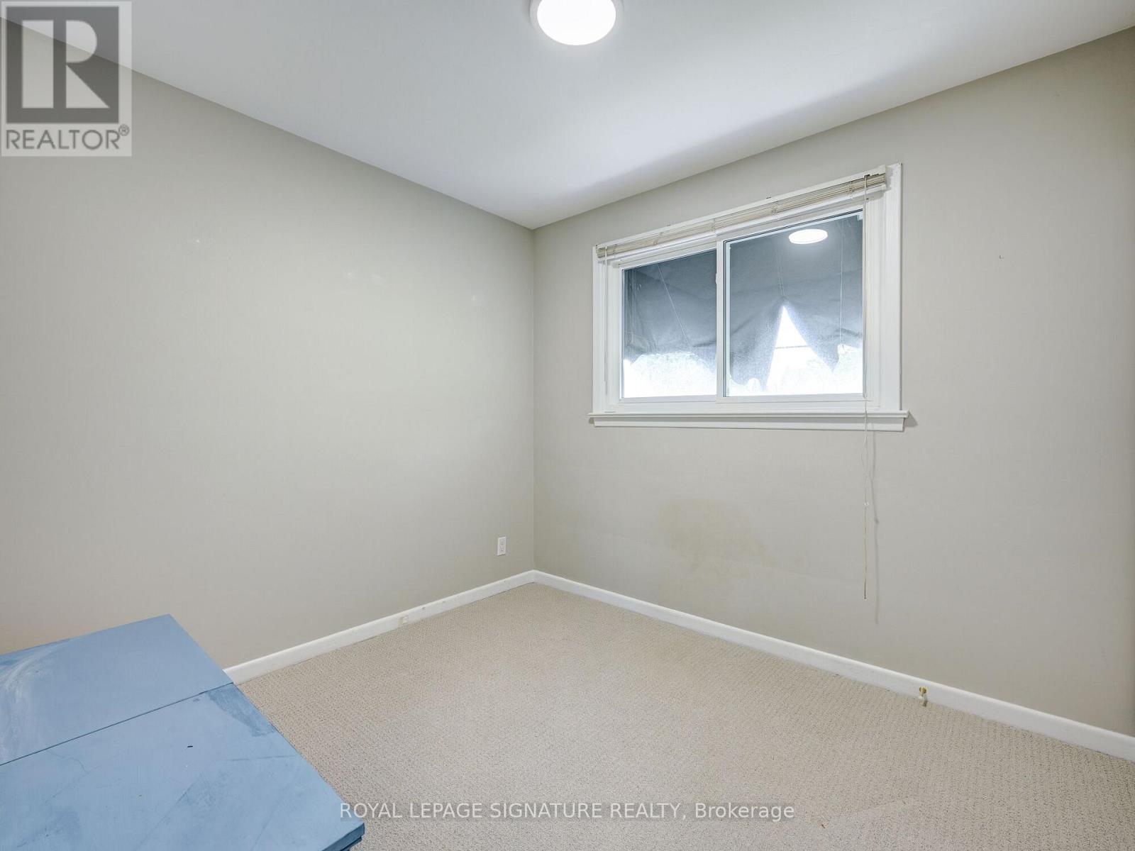 251 Third Line, Oakville, Ontario  L6L 4A2 - Photo 20 - W12849308