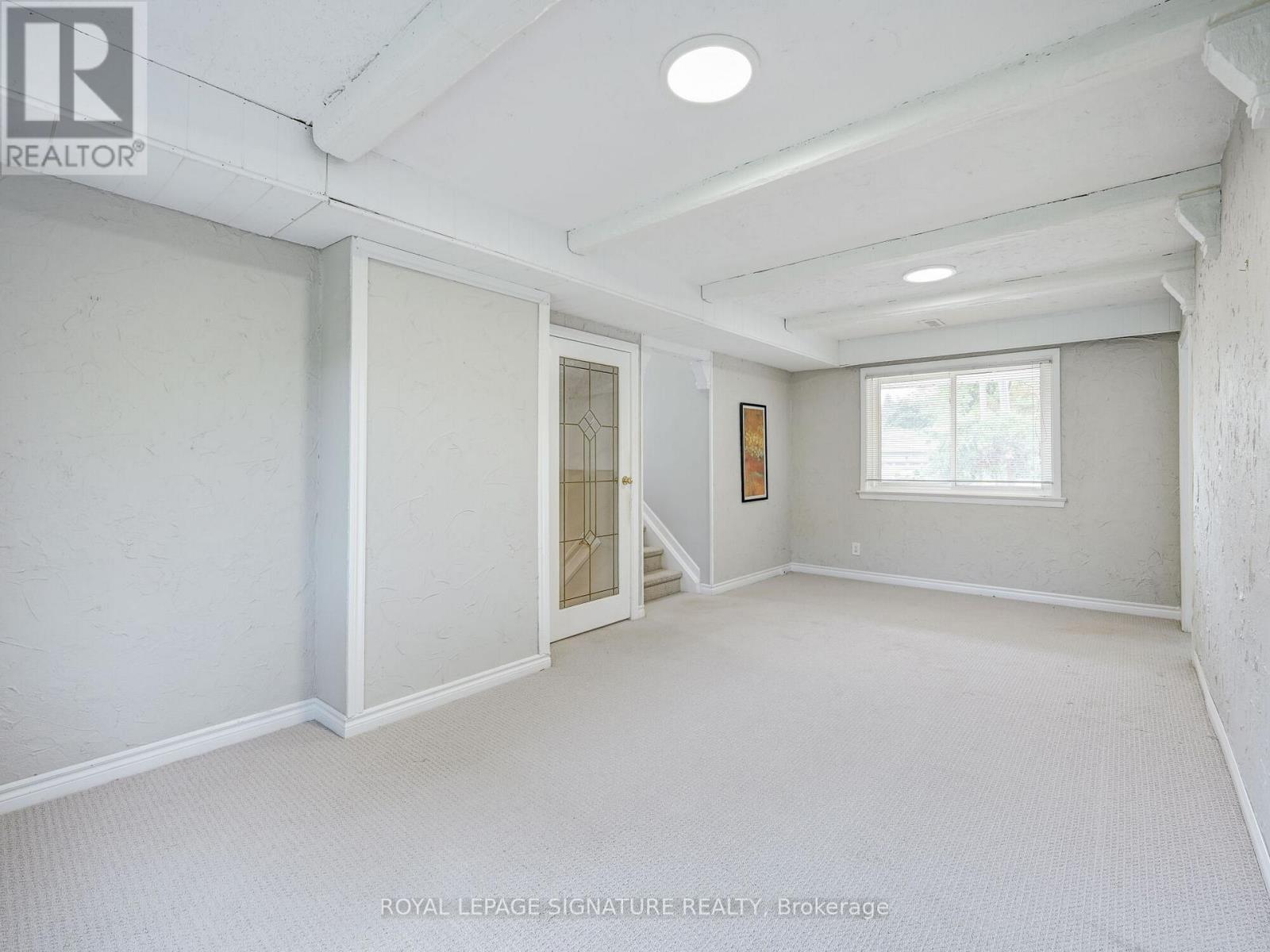 251 Third Line, Oakville, Ontario  L6L 4A2 - Photo 34 - W12849308