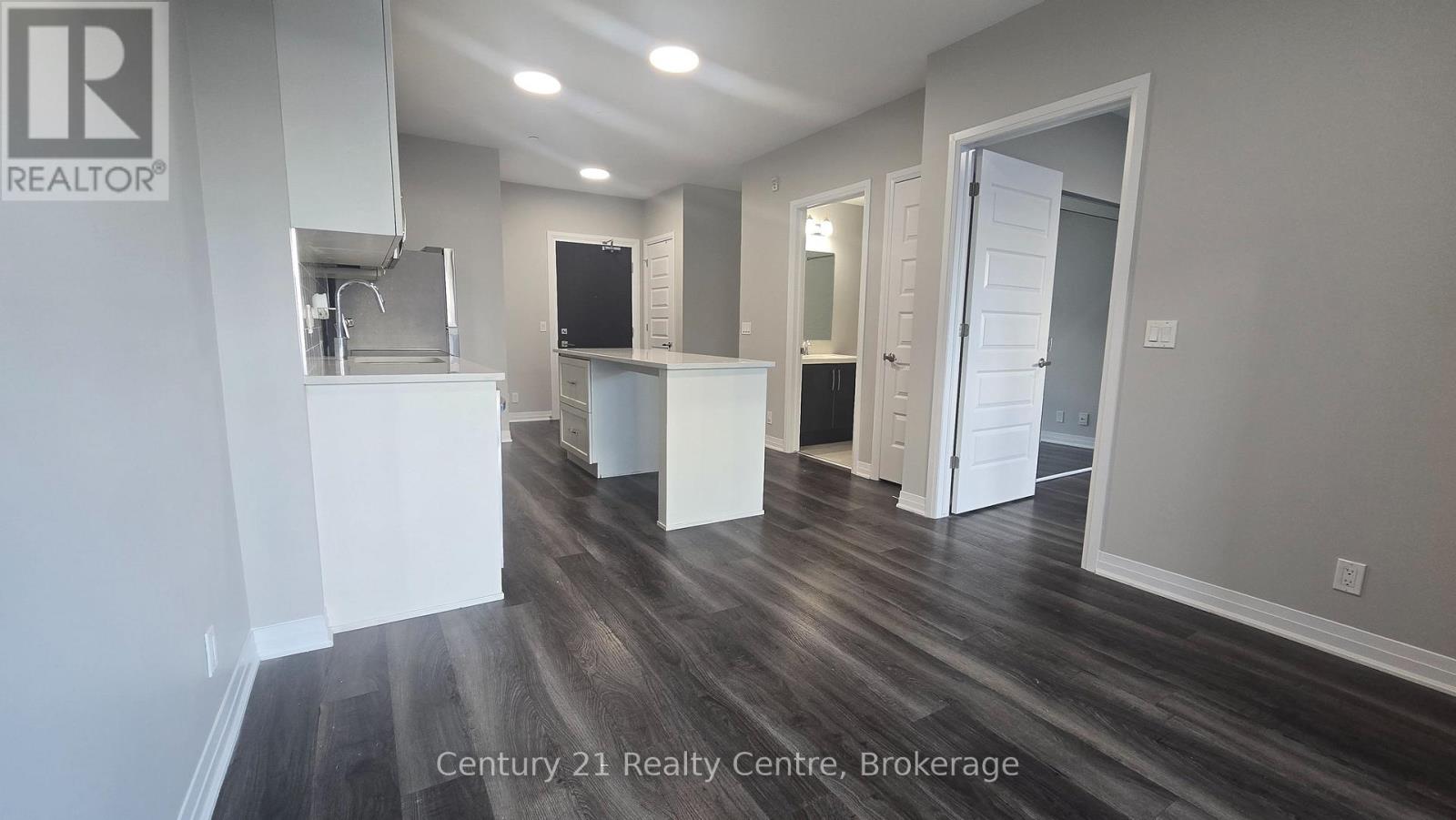 134 - 102 Grovewood Common, Oakville, Ontario  L6H 0X2 - Photo 7 - W12849312