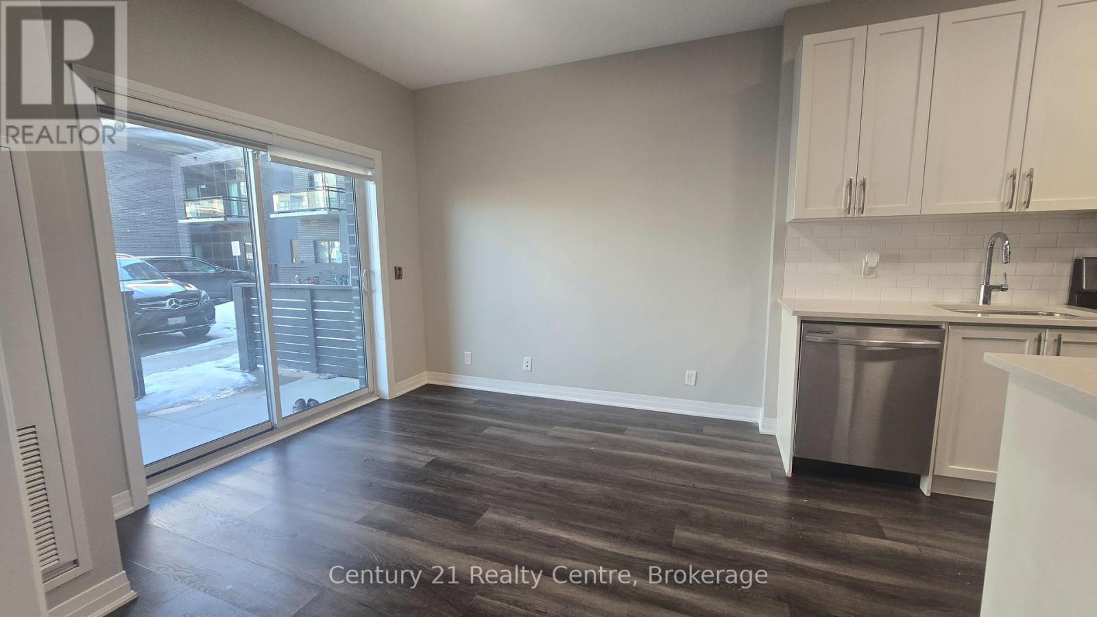 134 - 102 Grovewood Common, Oakville, Ontario  L6H 0X2 - Photo 8 - W12849312