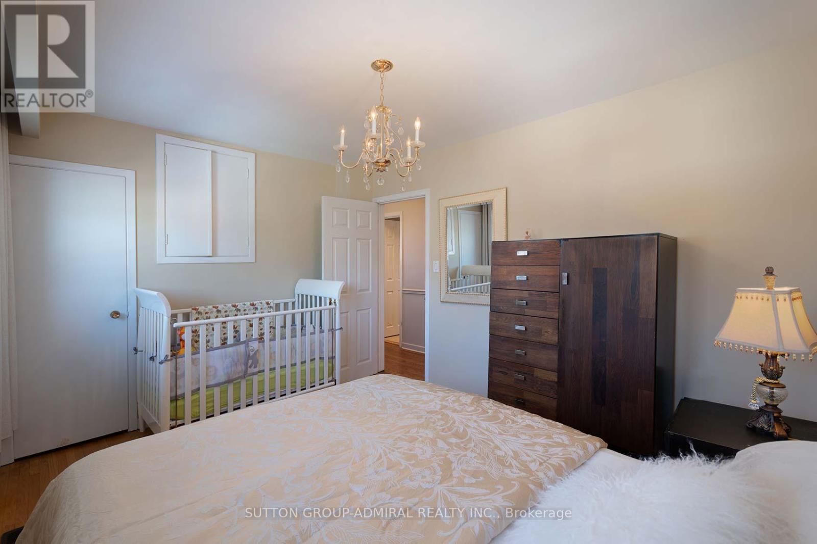 41 Hamptonbrook Drive, Toronto, Ontario  M9P 1A2 - Photo 26 - W12849358