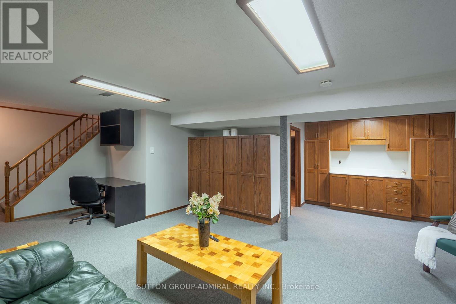 41 Hamptonbrook Drive, Toronto, Ontario  M9P 1A2 - Photo 28 - W12849358